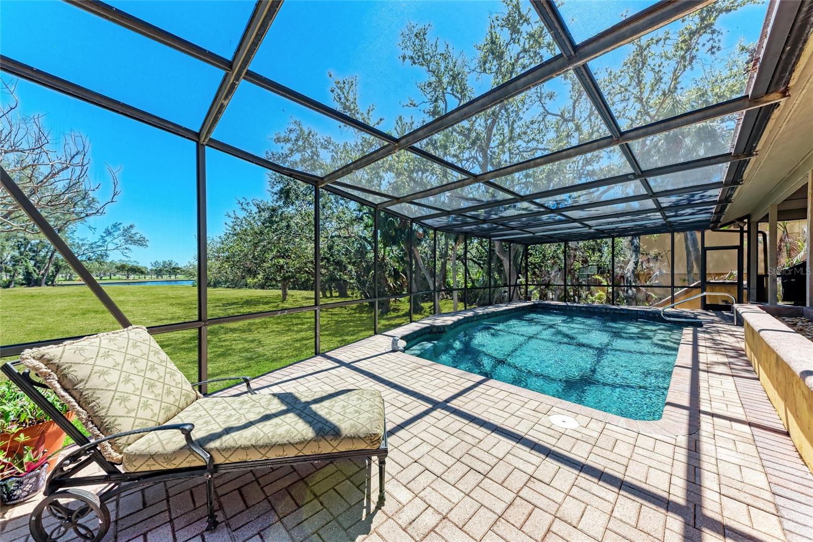 3111 BAYOU SOUND