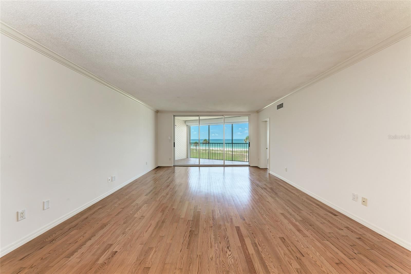 4825 GULF OF MEXICO DR #304