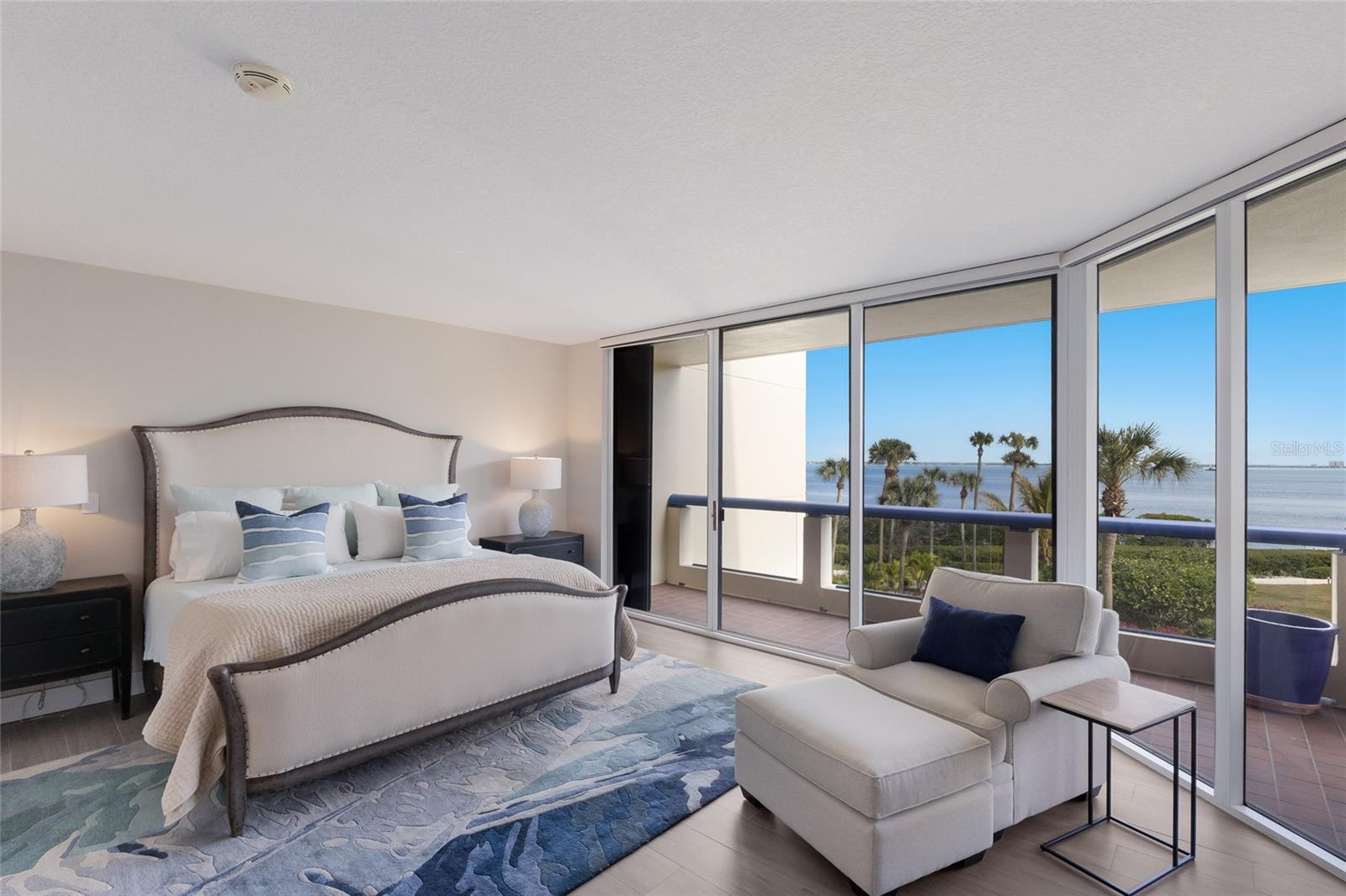 2120 HARBOURSIDE DR #628