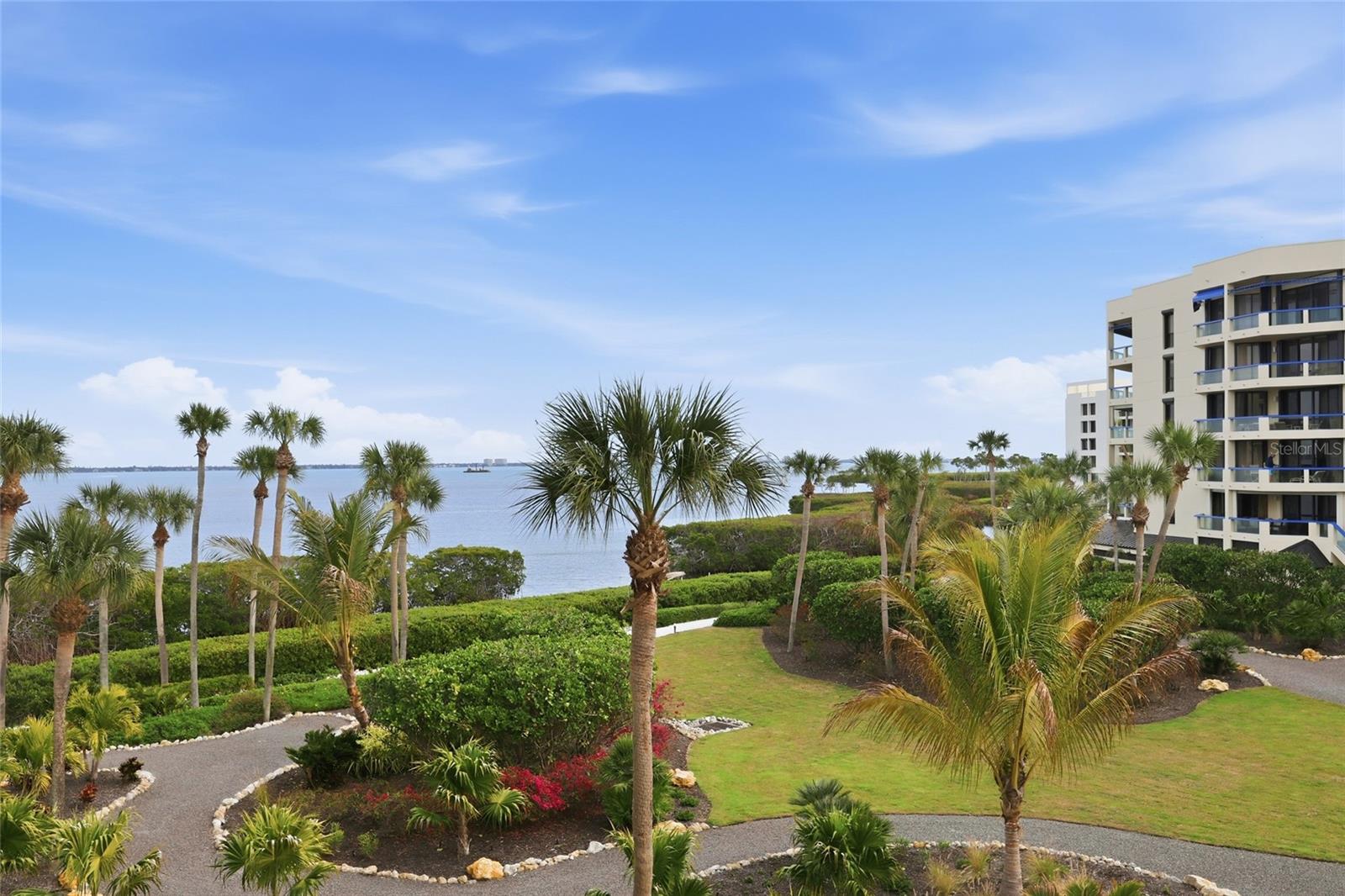 2120 HARBOURSIDE DR #628