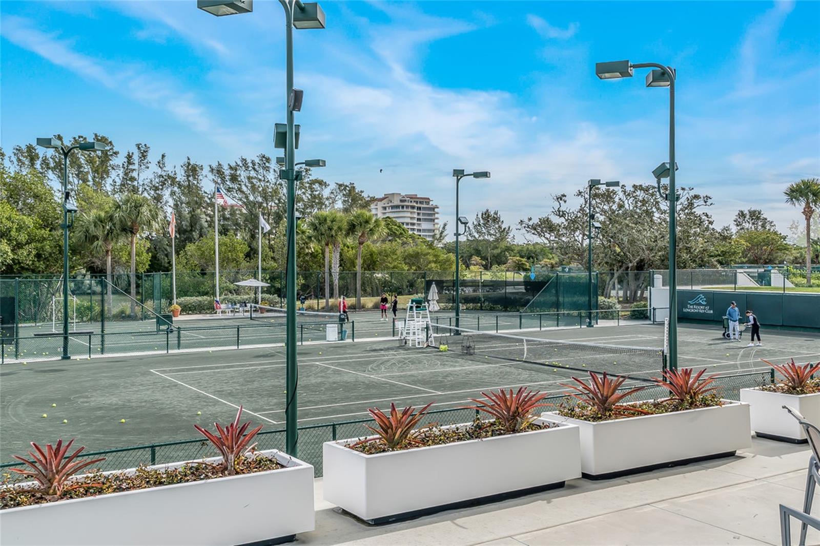 2120 HARBOURSIDE DR #628