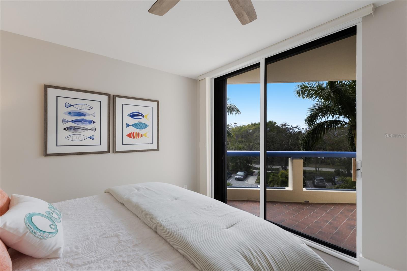 2120 HARBOURSIDE DR #628