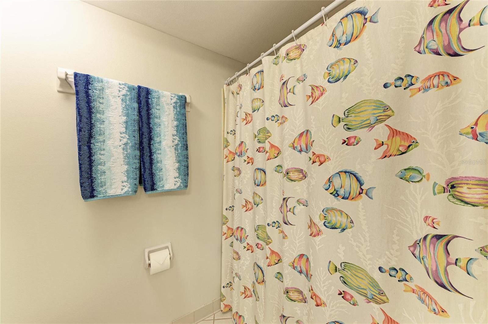 4835 GULF OF MEXICO DR #105