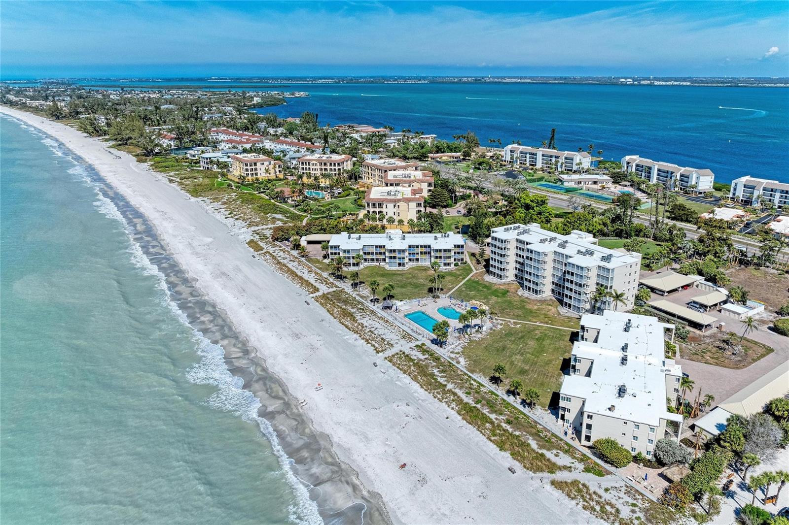 4835 GULF OF MEXICO DR #105