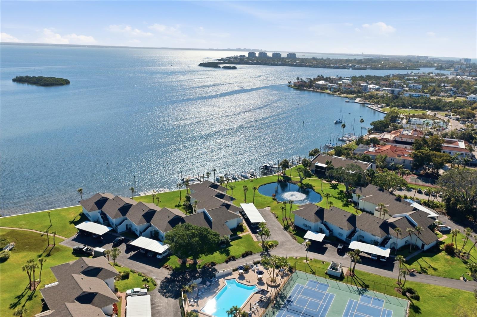 4234 GULF OF MXICO DR #J1