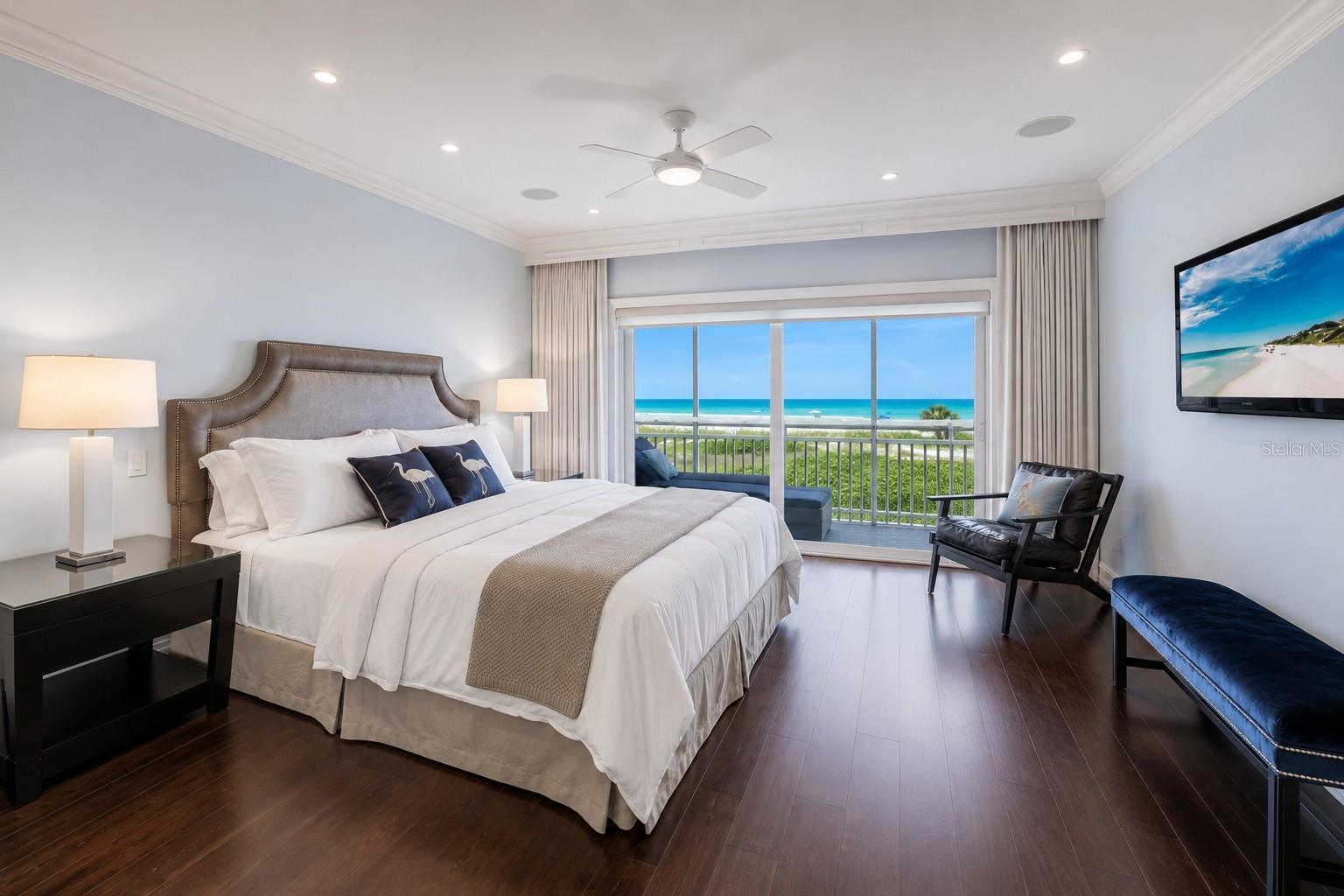 7001 GULF OF MEXICO DR #24
