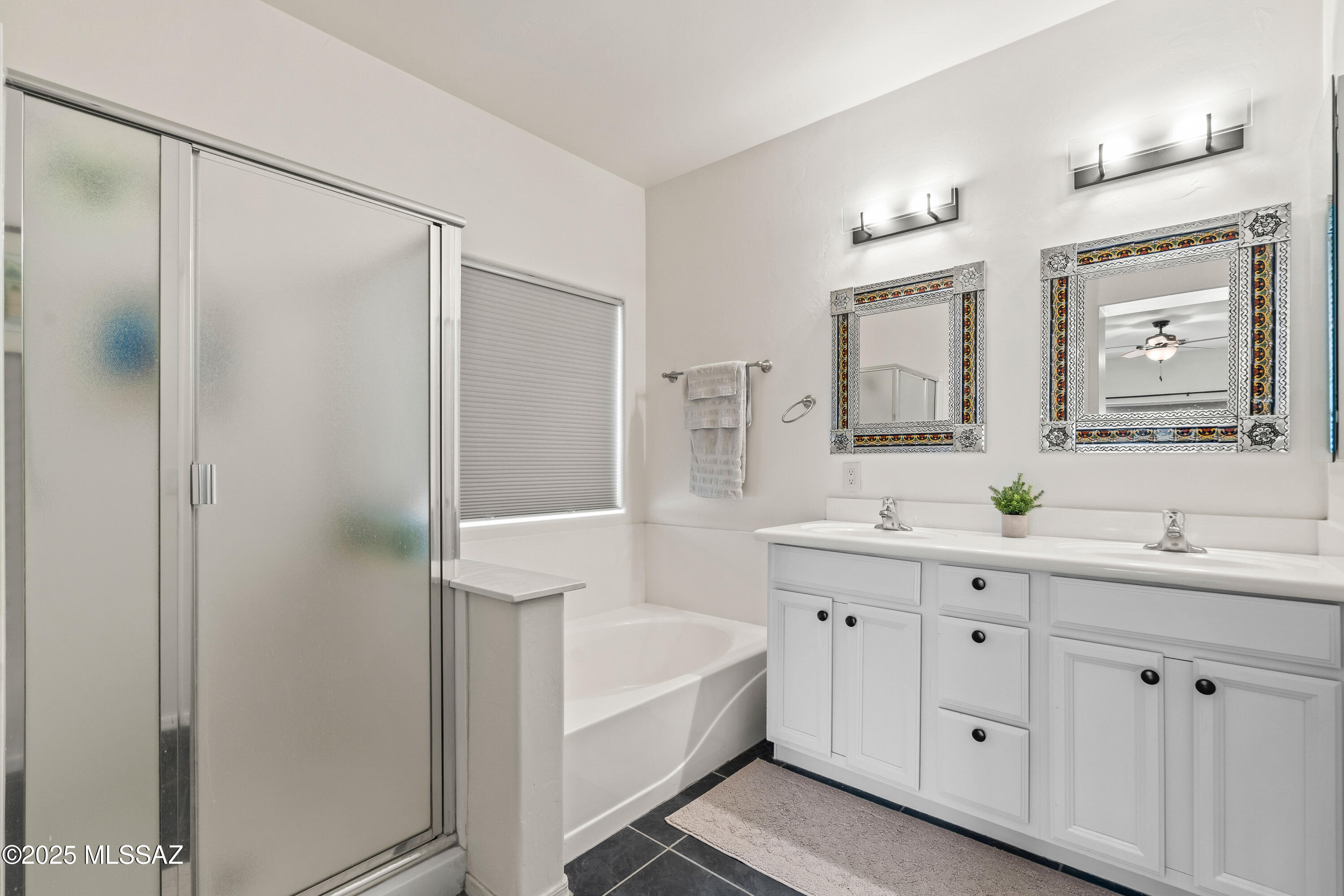 11725 N sage brook Road