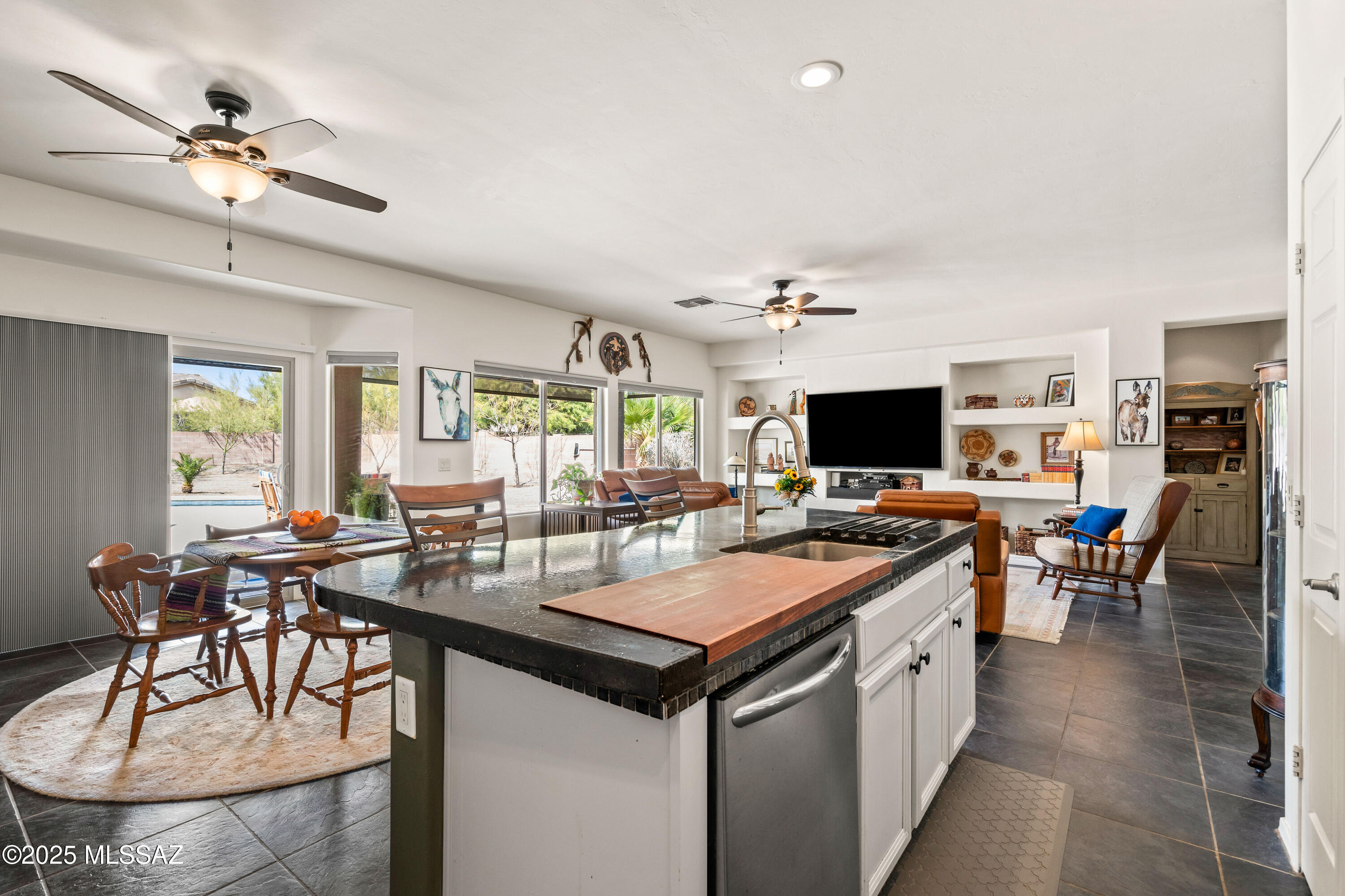 11725 N sage brook Road