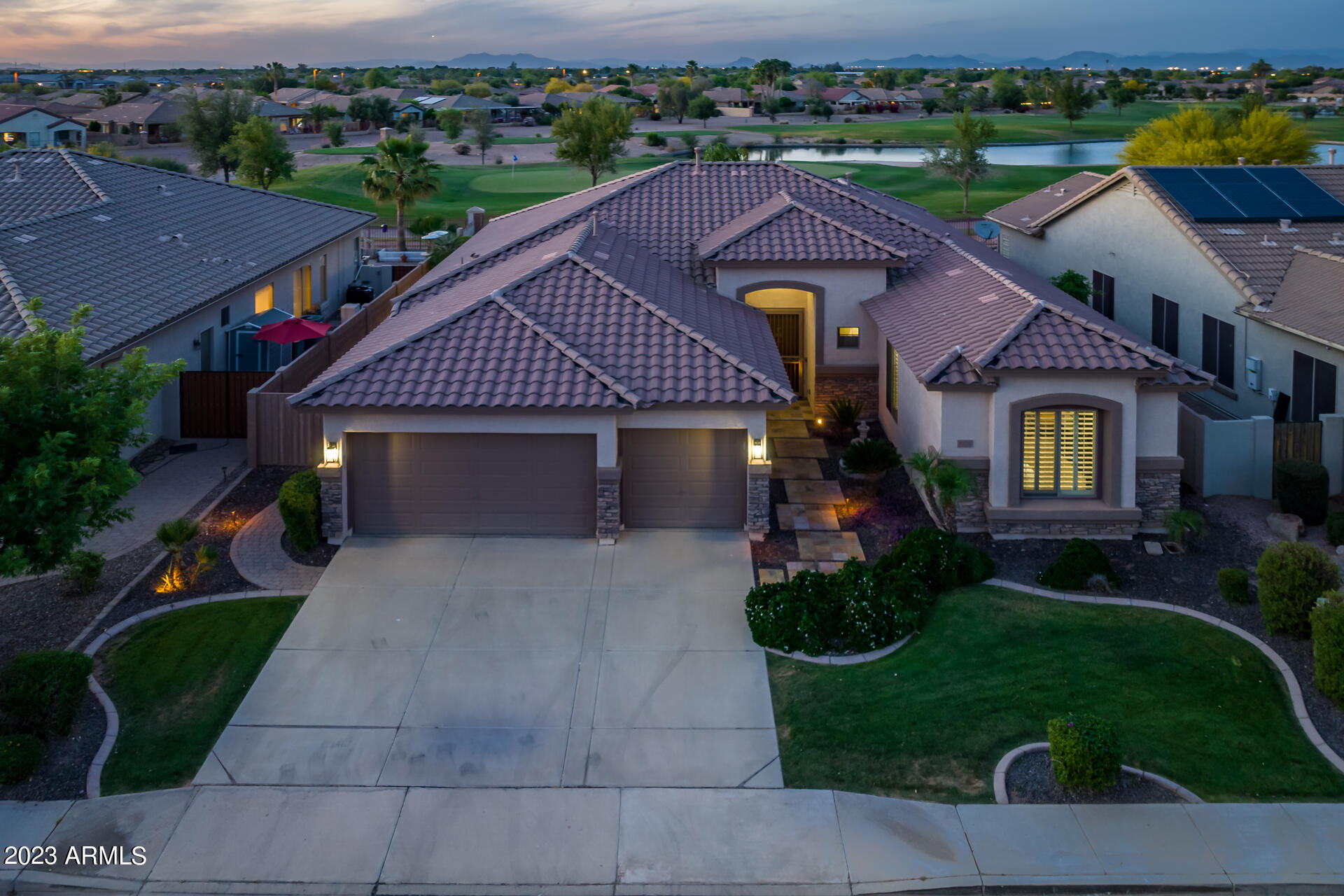 4176 E CLUBVIEW Drive