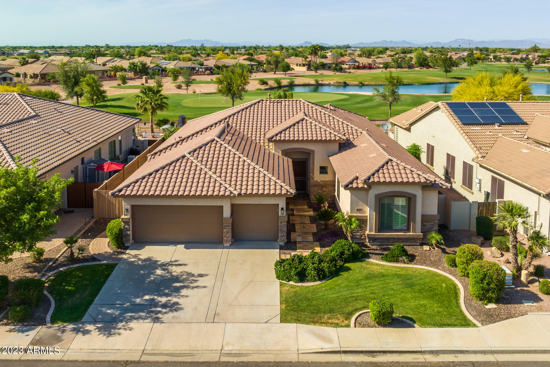 4176 E CLUBVIEW Drive