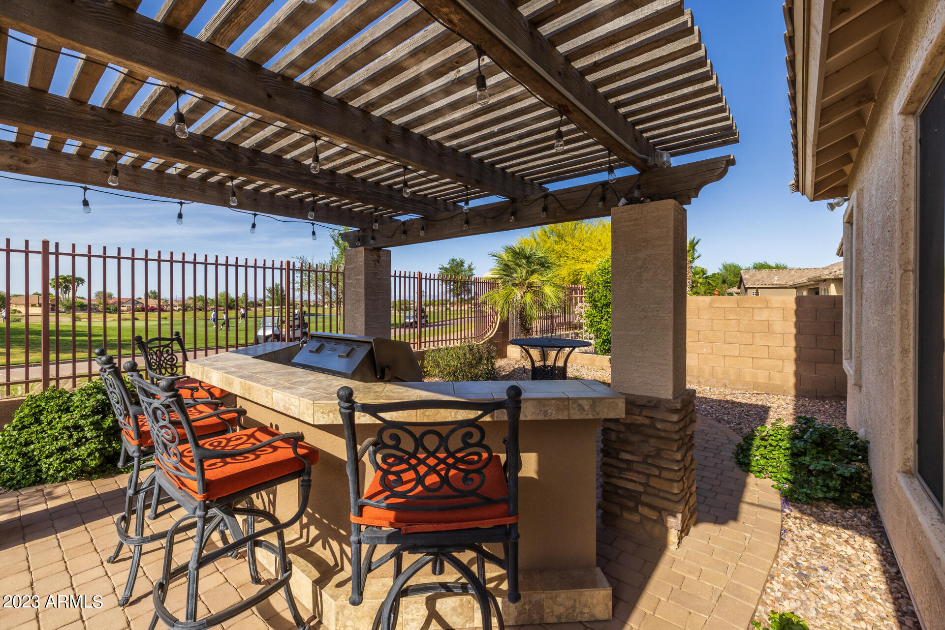 4176 E CLUBVIEW Drive