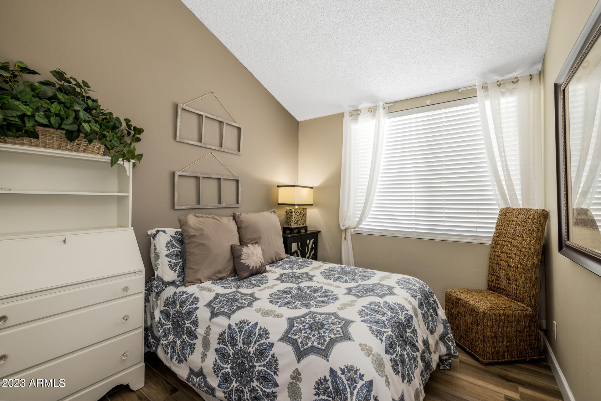 3411 N 12TH Place Unit: 6