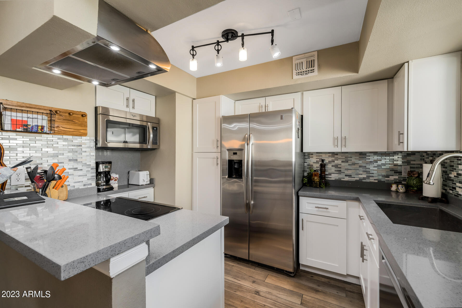 3411 N 12TH Place Unit: 6
