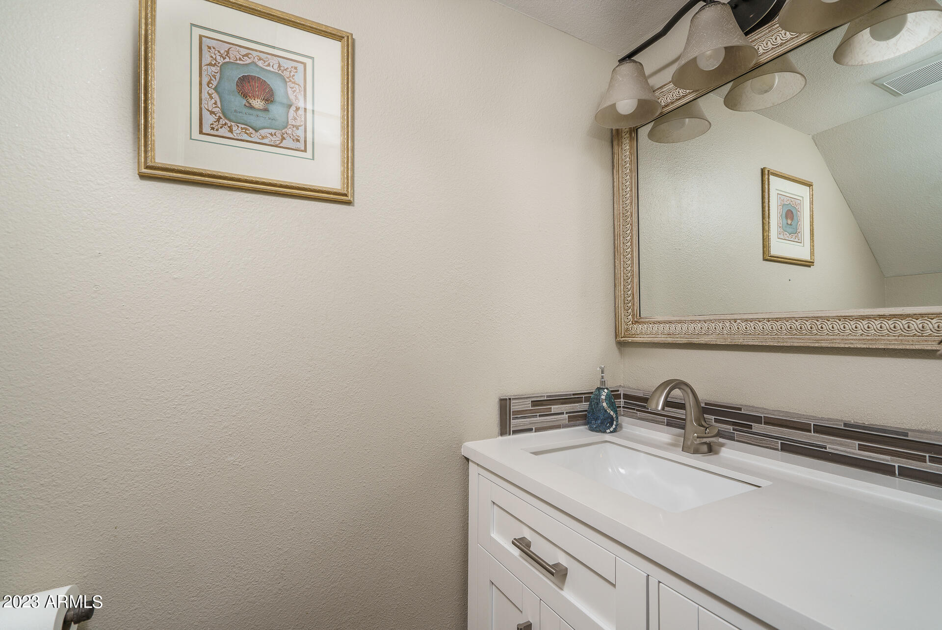 3411 N 12TH Place Unit: 6