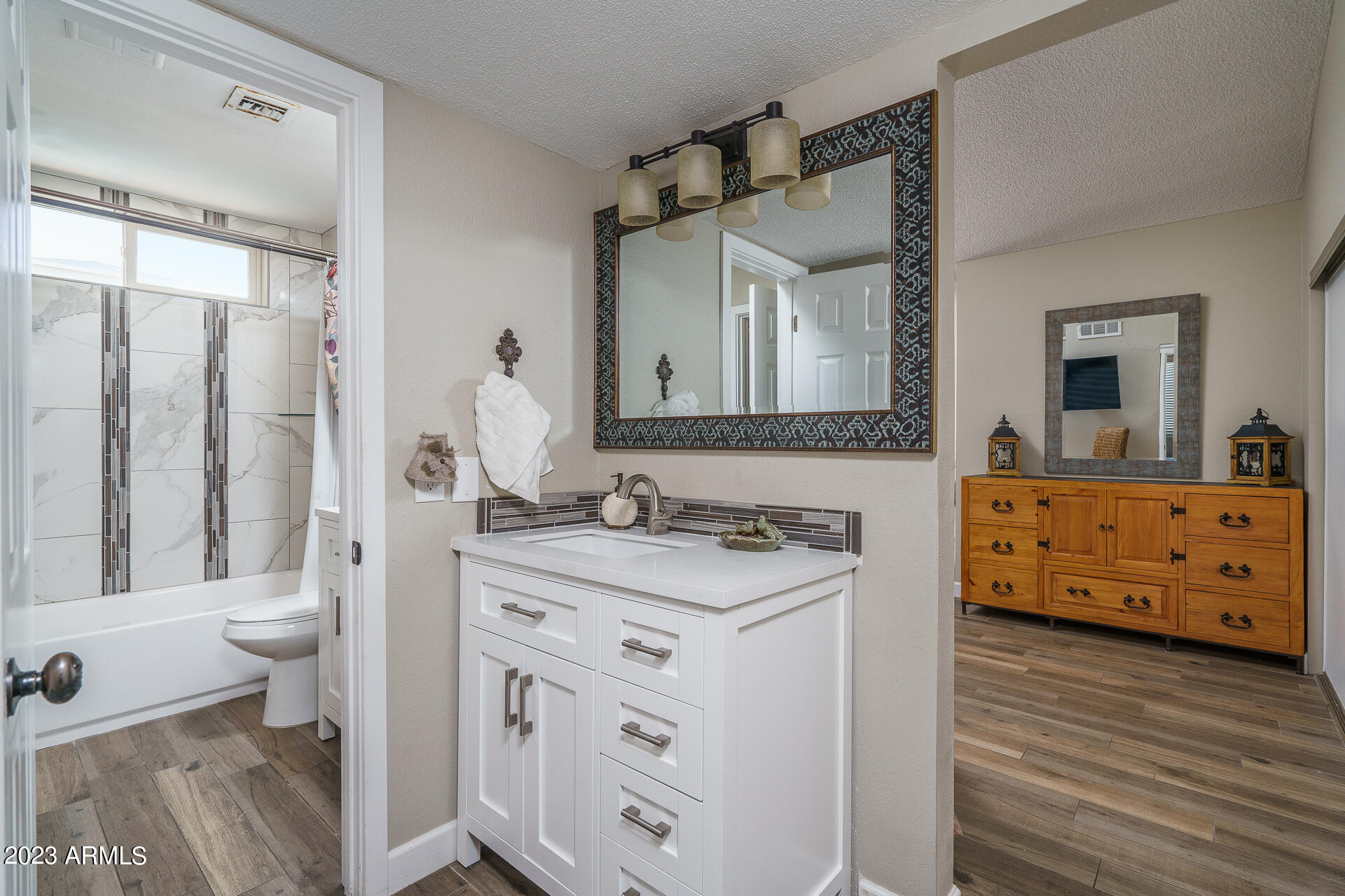 3411 N 12TH Place Unit: 6