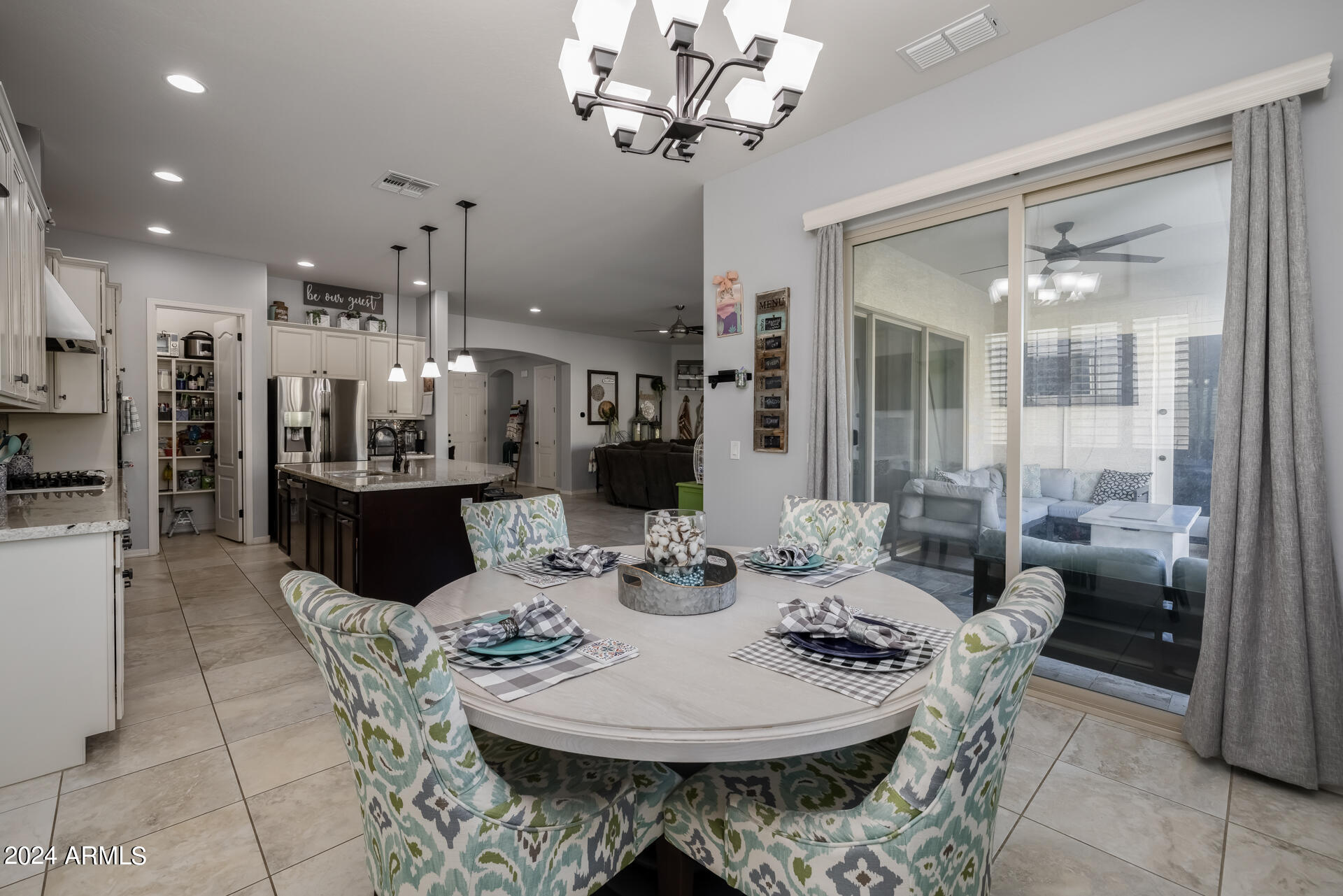 2558 E ALOE Place