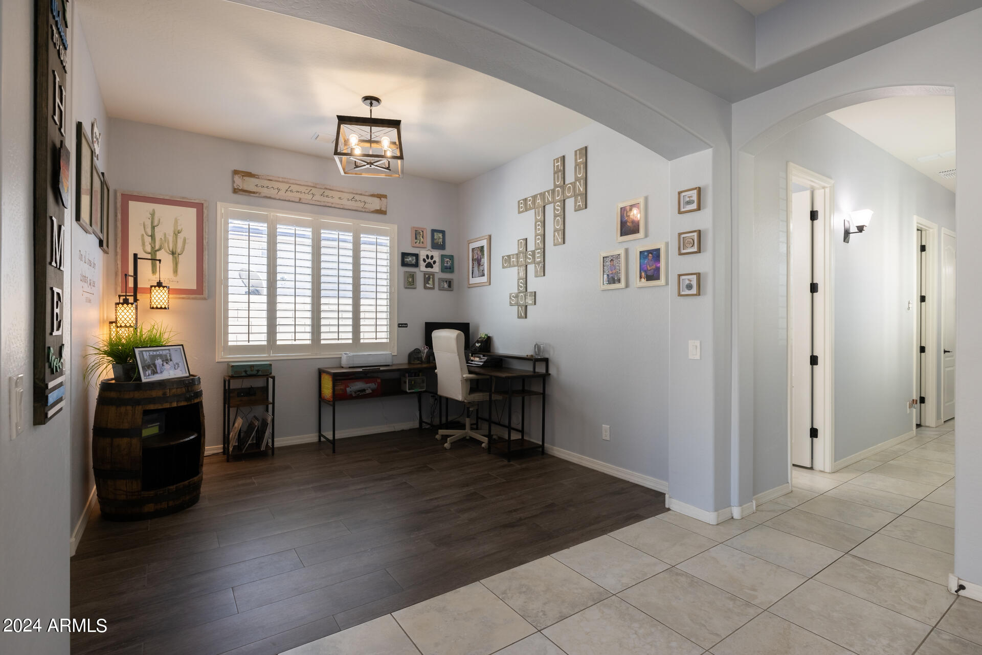 2558 E ALOE Place