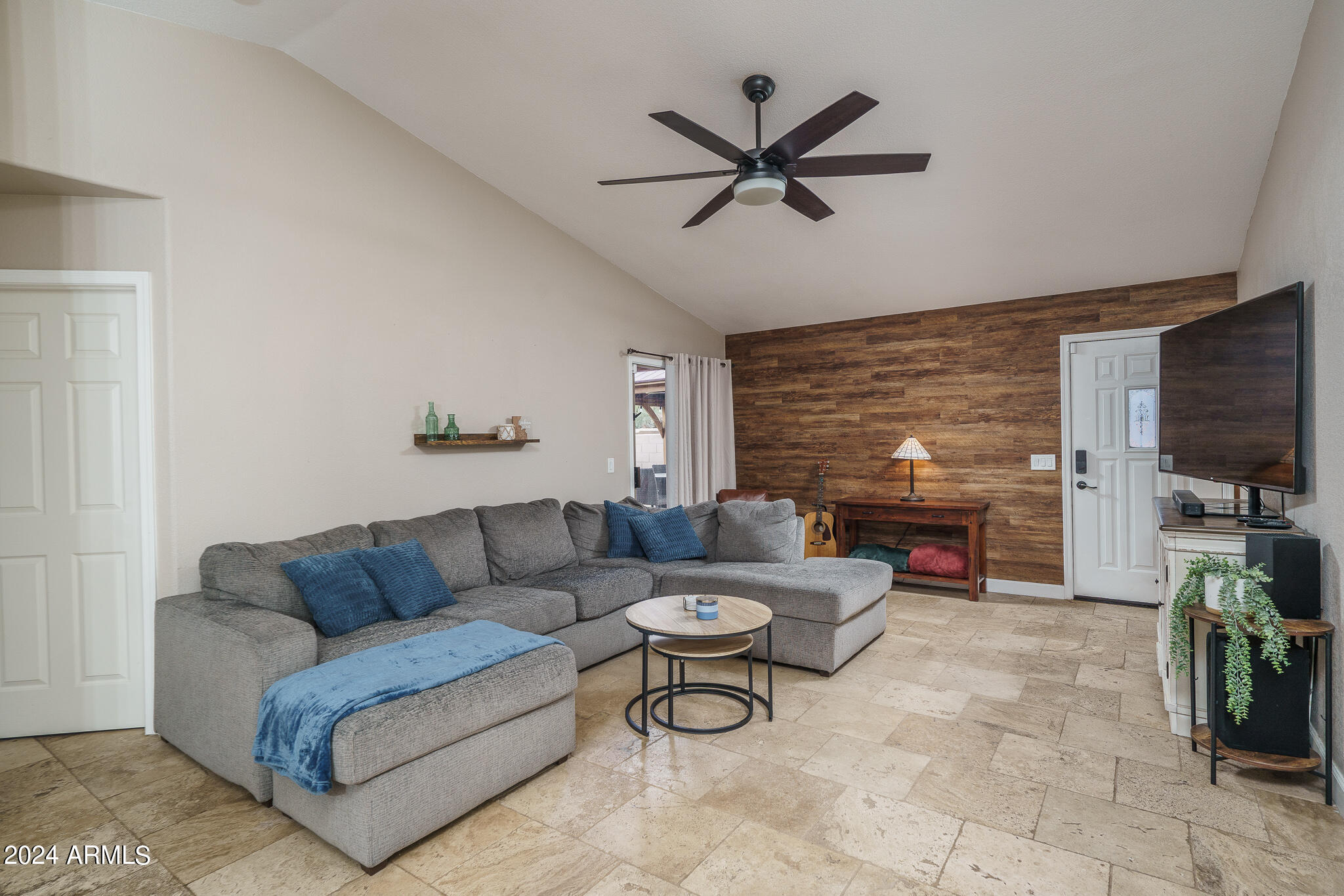 21622 N 44TH Place