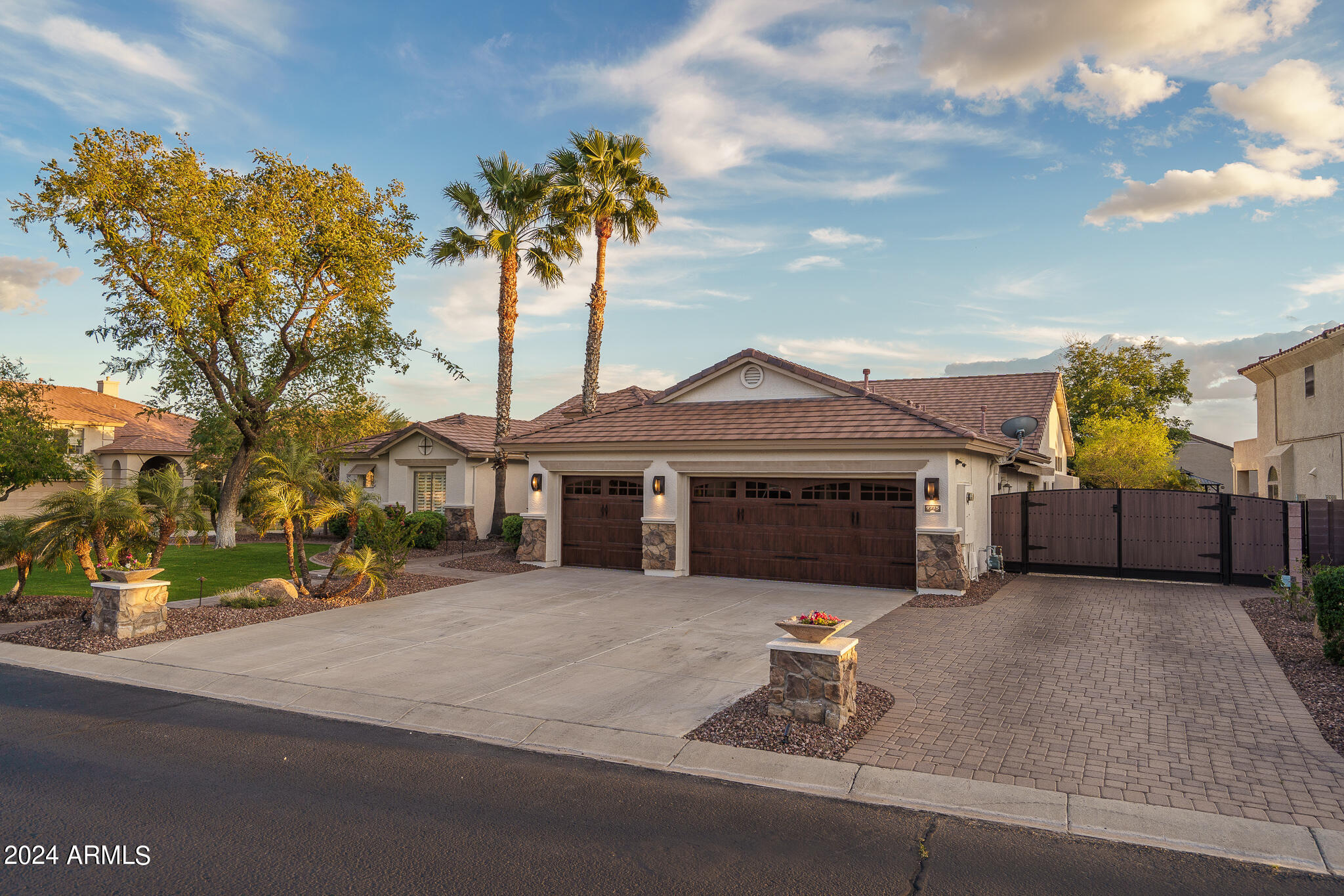 9775 W SYDNEY Way