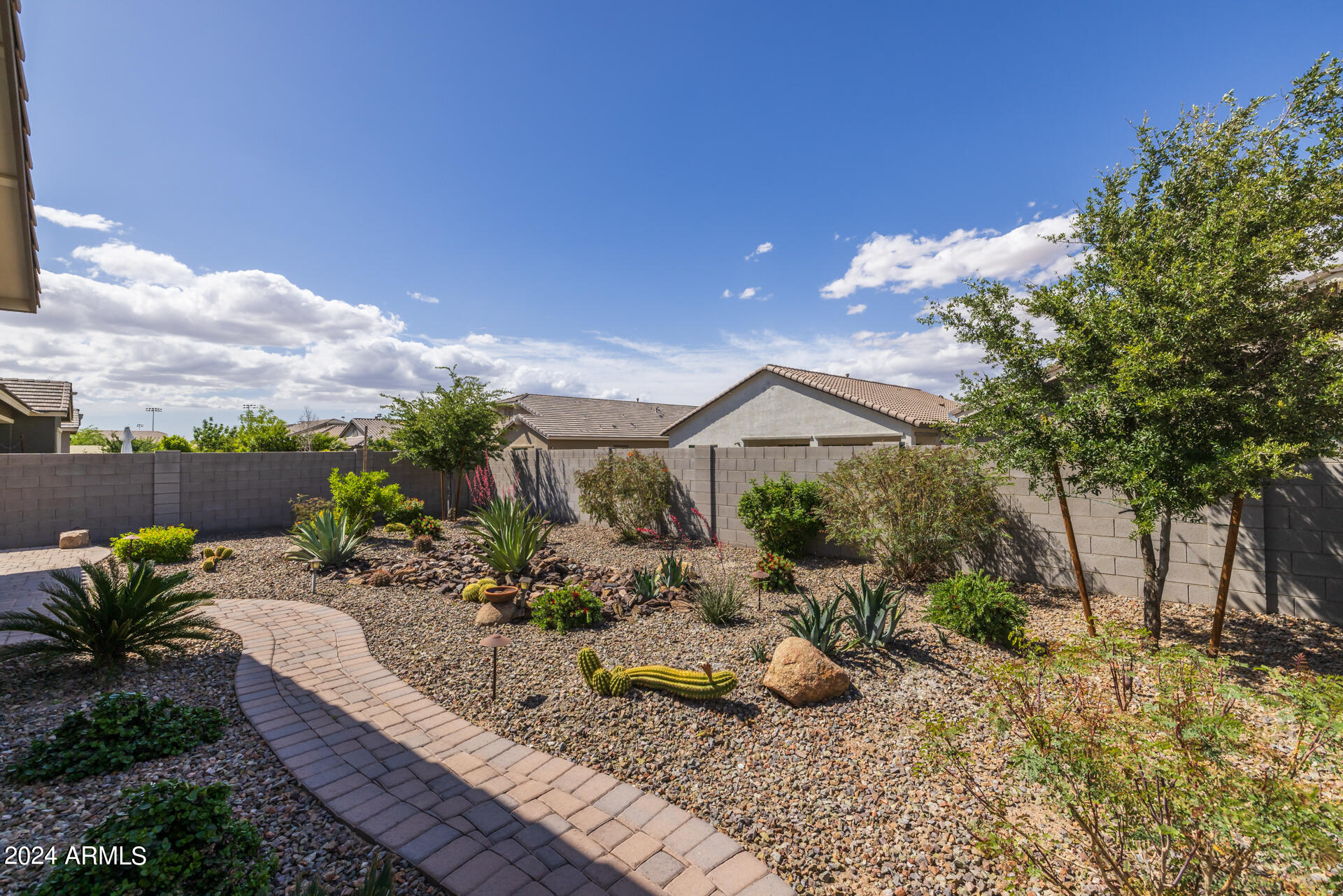 41324 W CENTENNIAL Drive