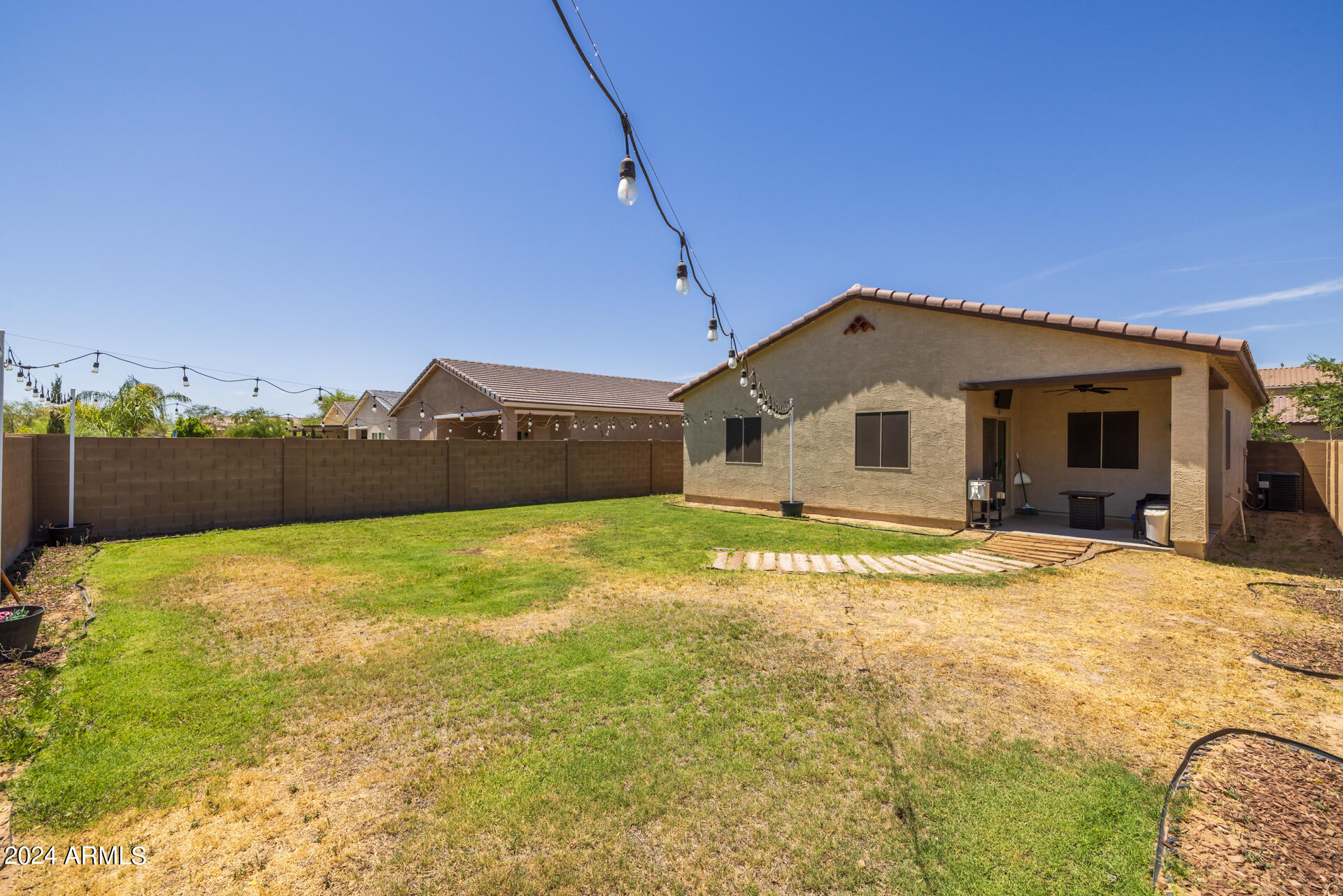 119 W KONA Drive