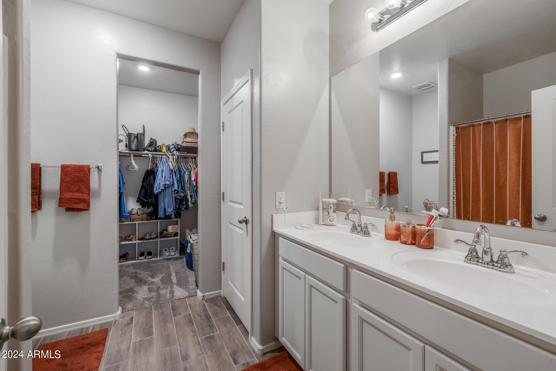 119 W KONA Drive