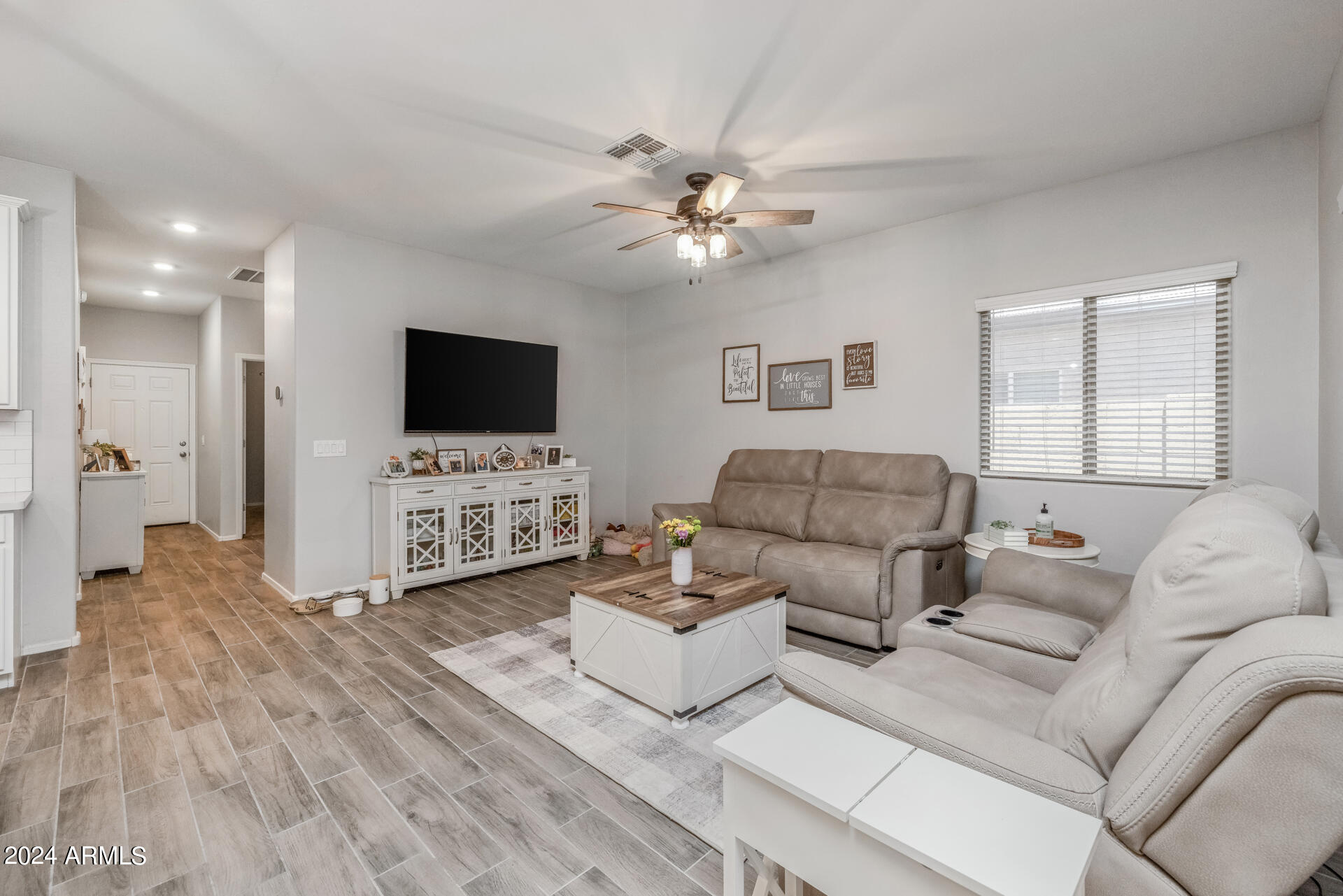 119 W KONA Drive