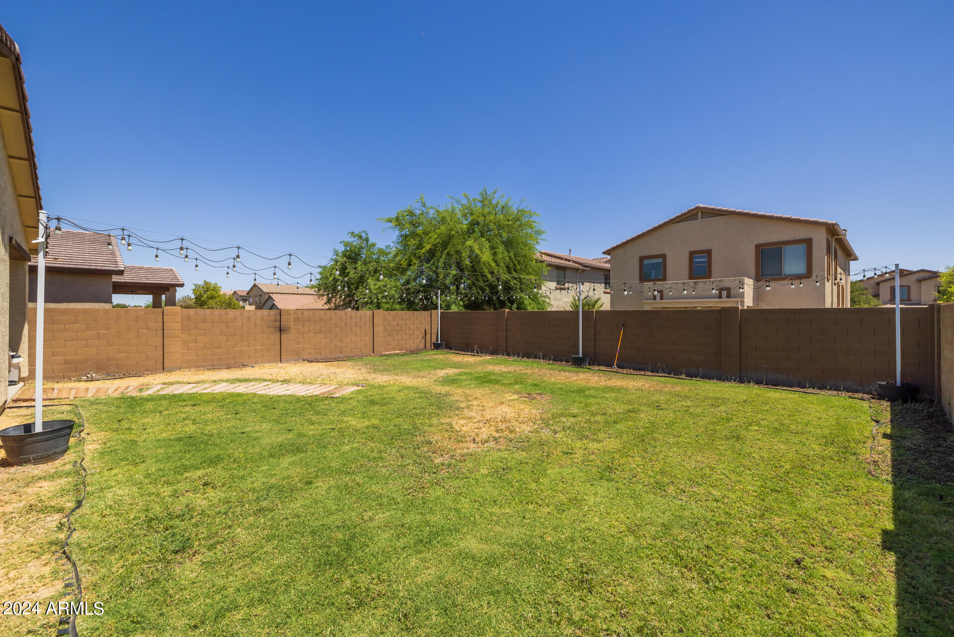 119 W KONA Drive