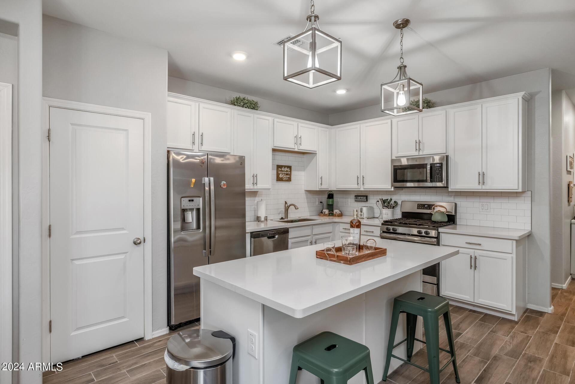 119 W KONA Drive