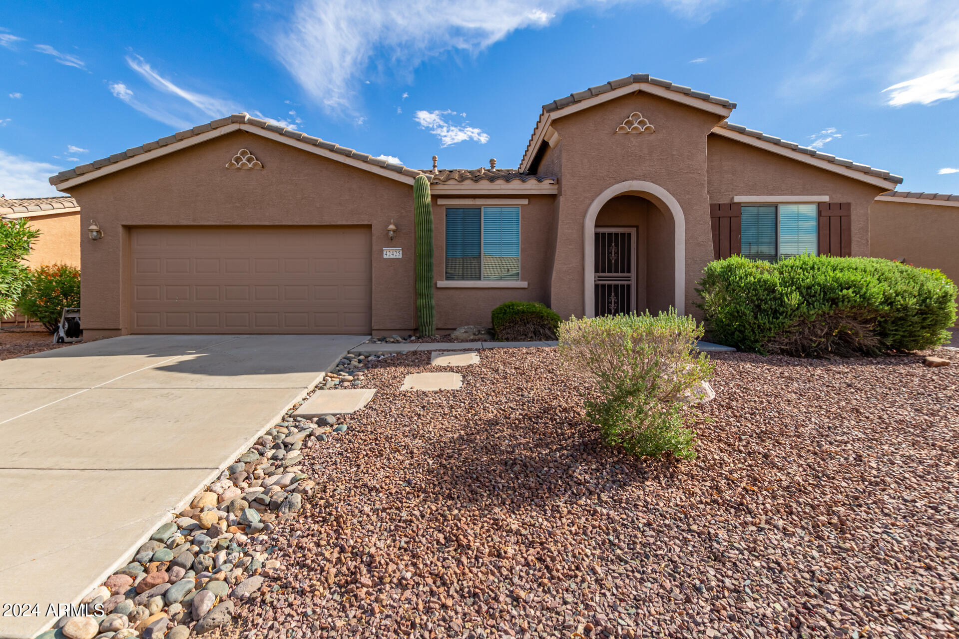 42425 W NORTH STAR Drive, Maricopa