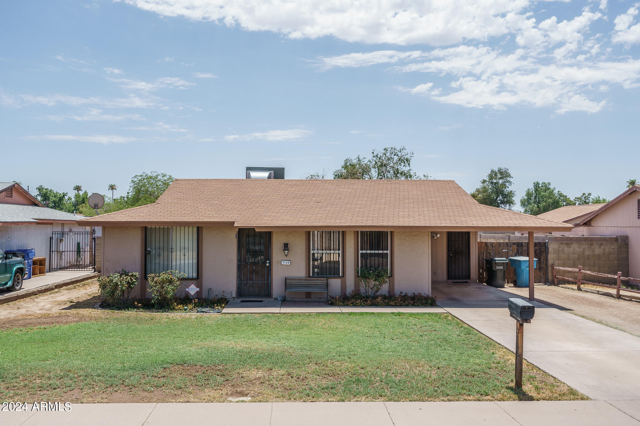 7133 W INDIANOLA Avenue
