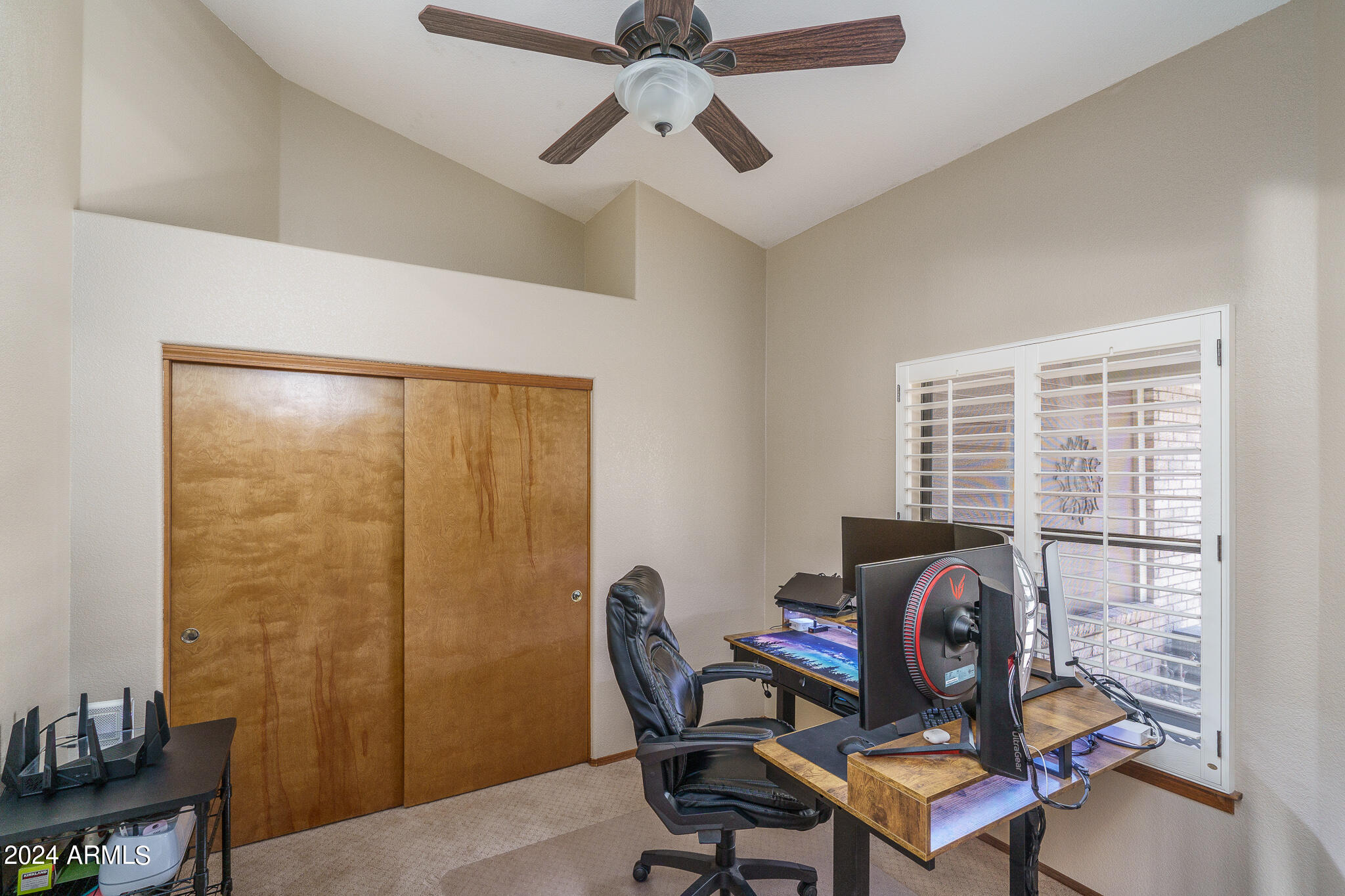 4144 W CALLE LEJOS --