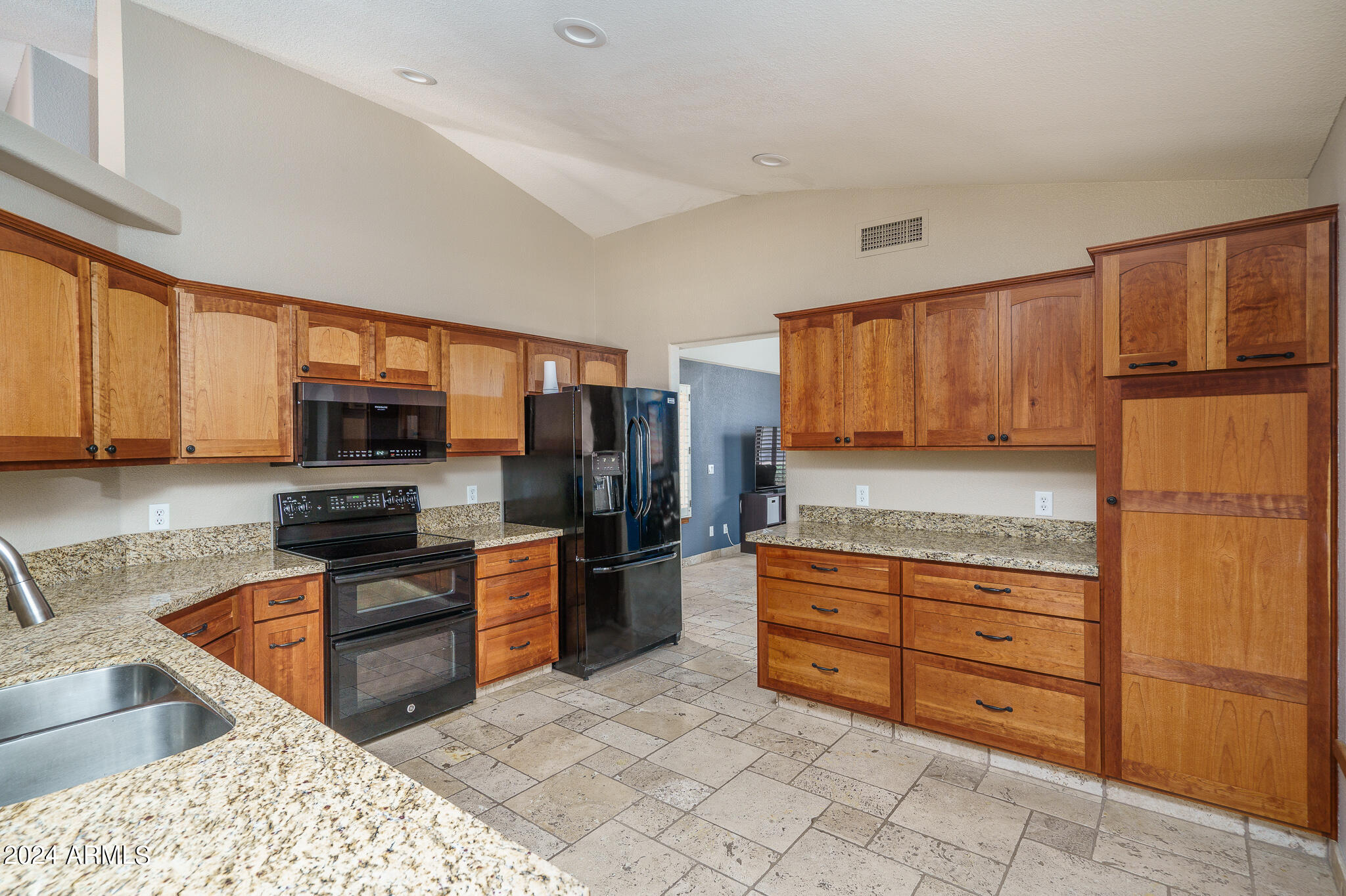 4144 W CALLE LEJOS --