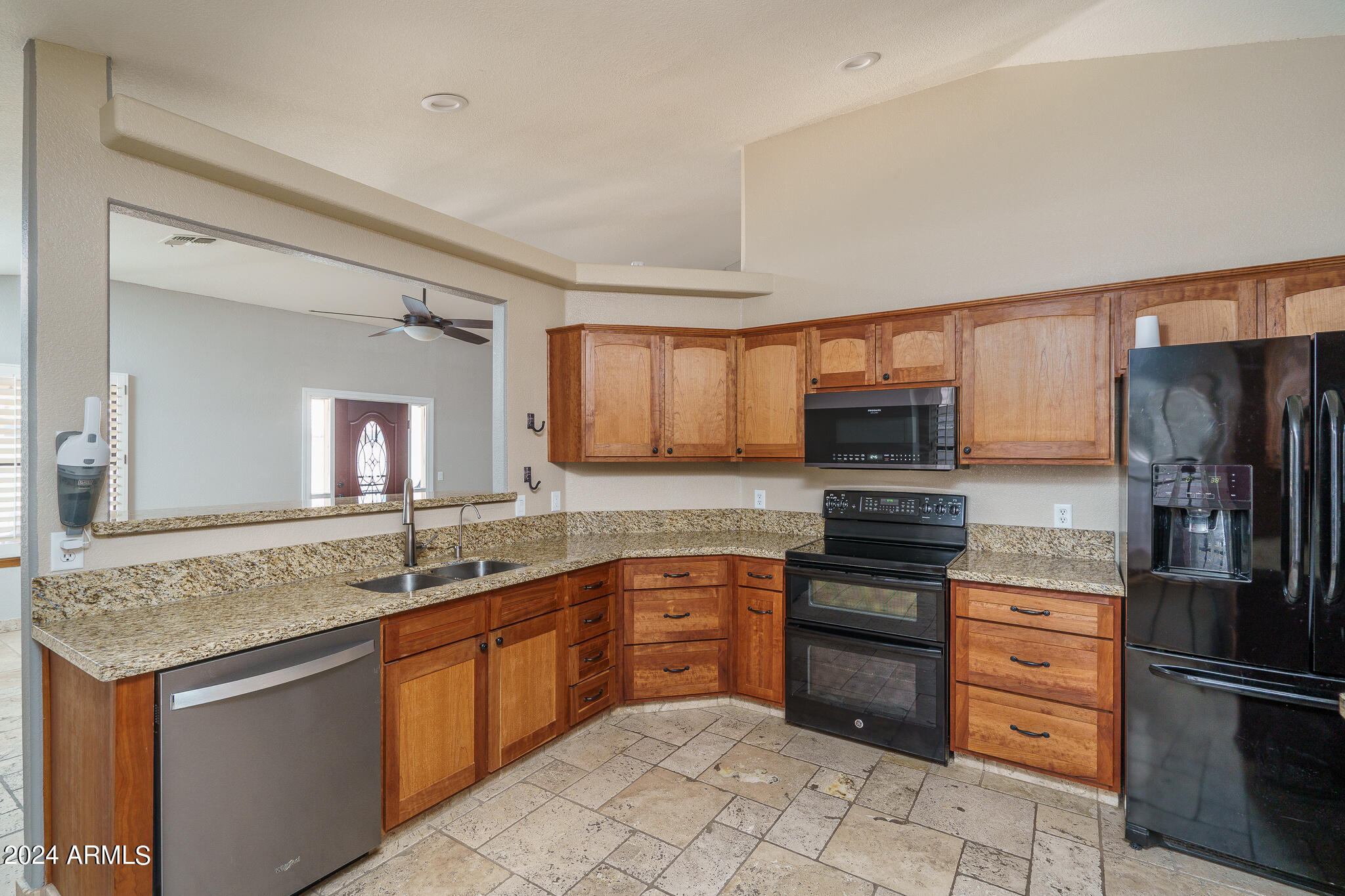 4144 W CALLE LEJOS --