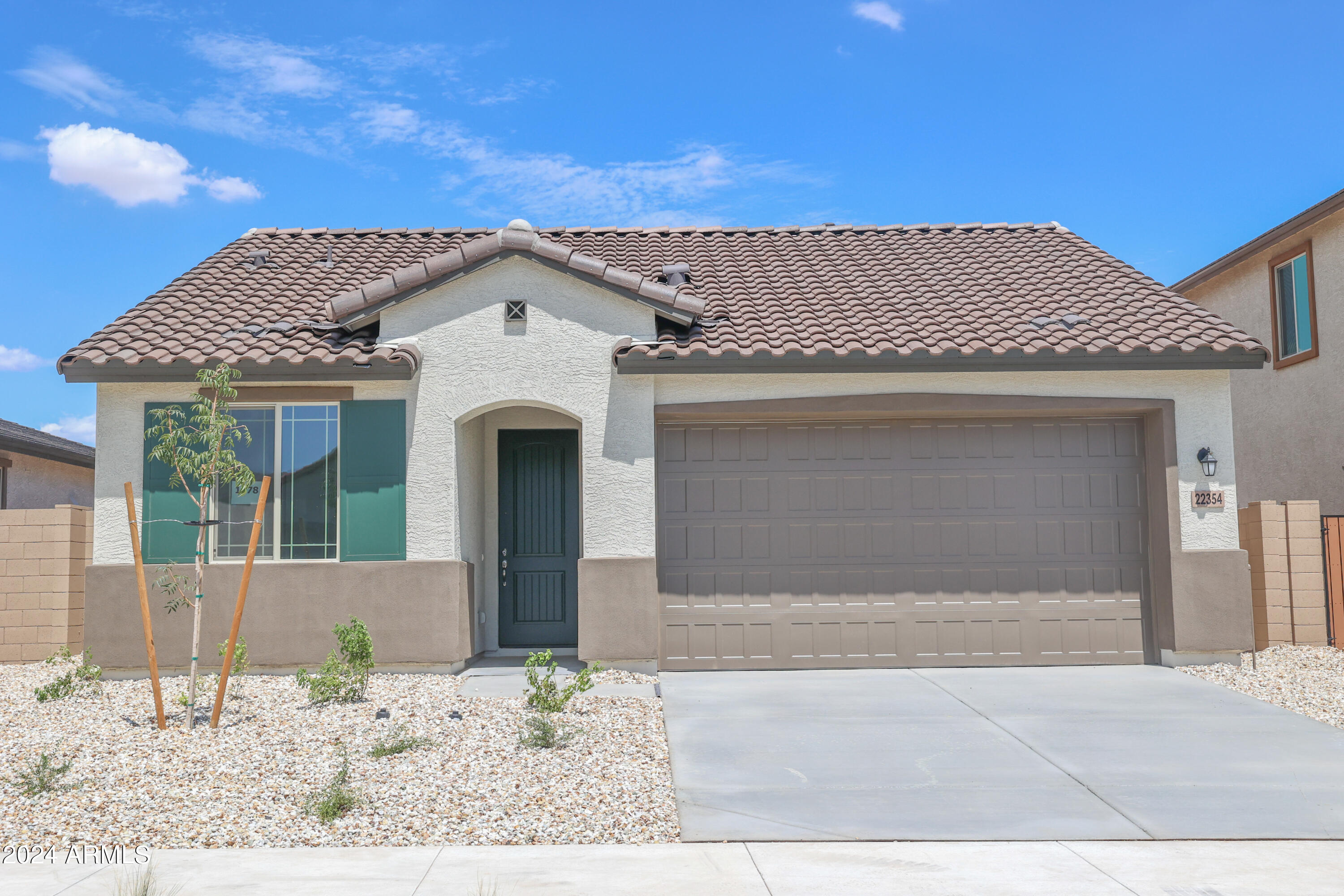 22354 W BURNETT Road