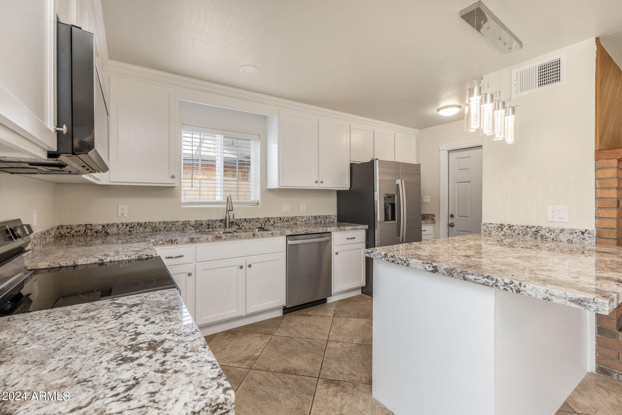 516 S DALEY --