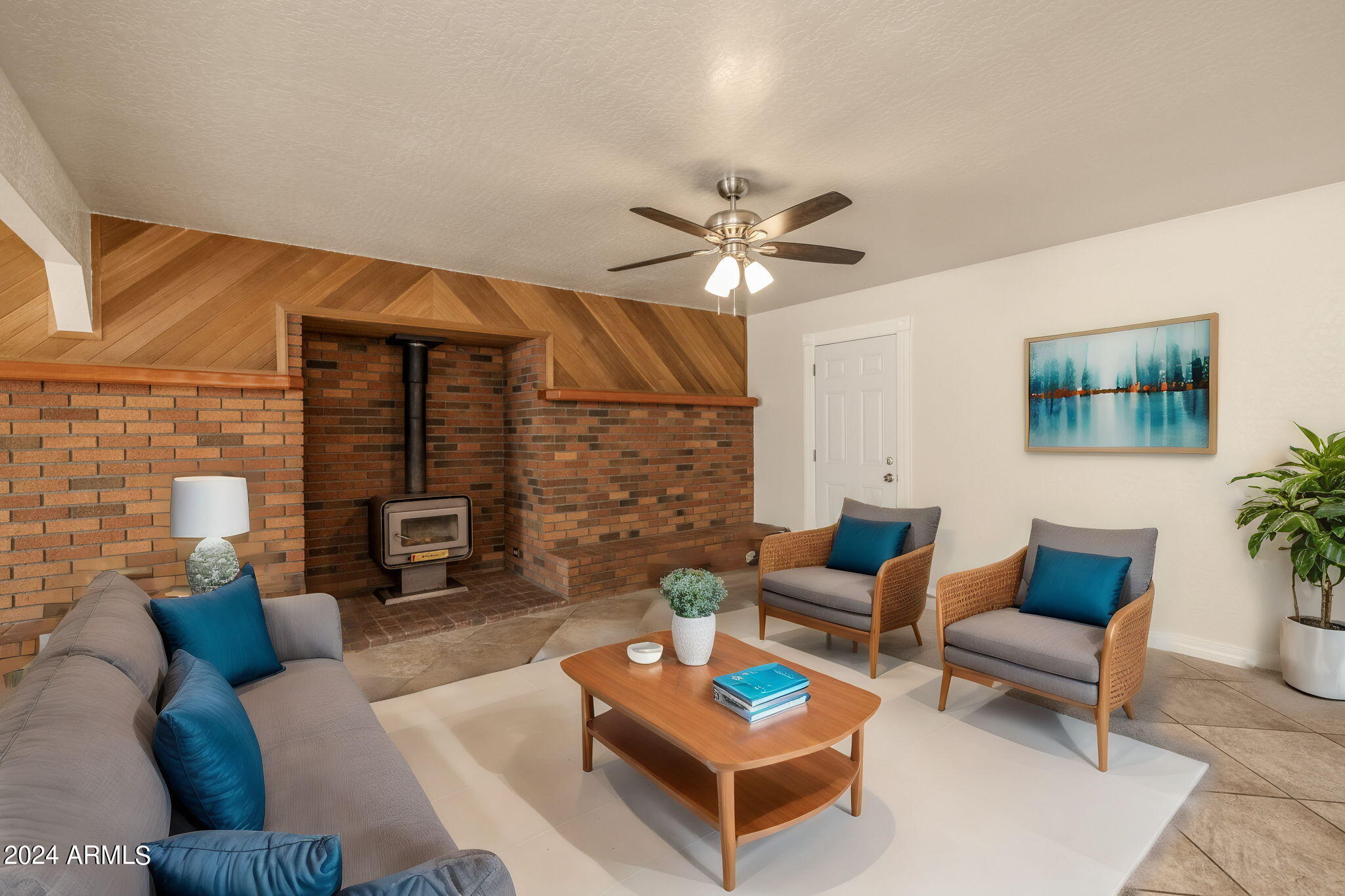 516 S DALEY --