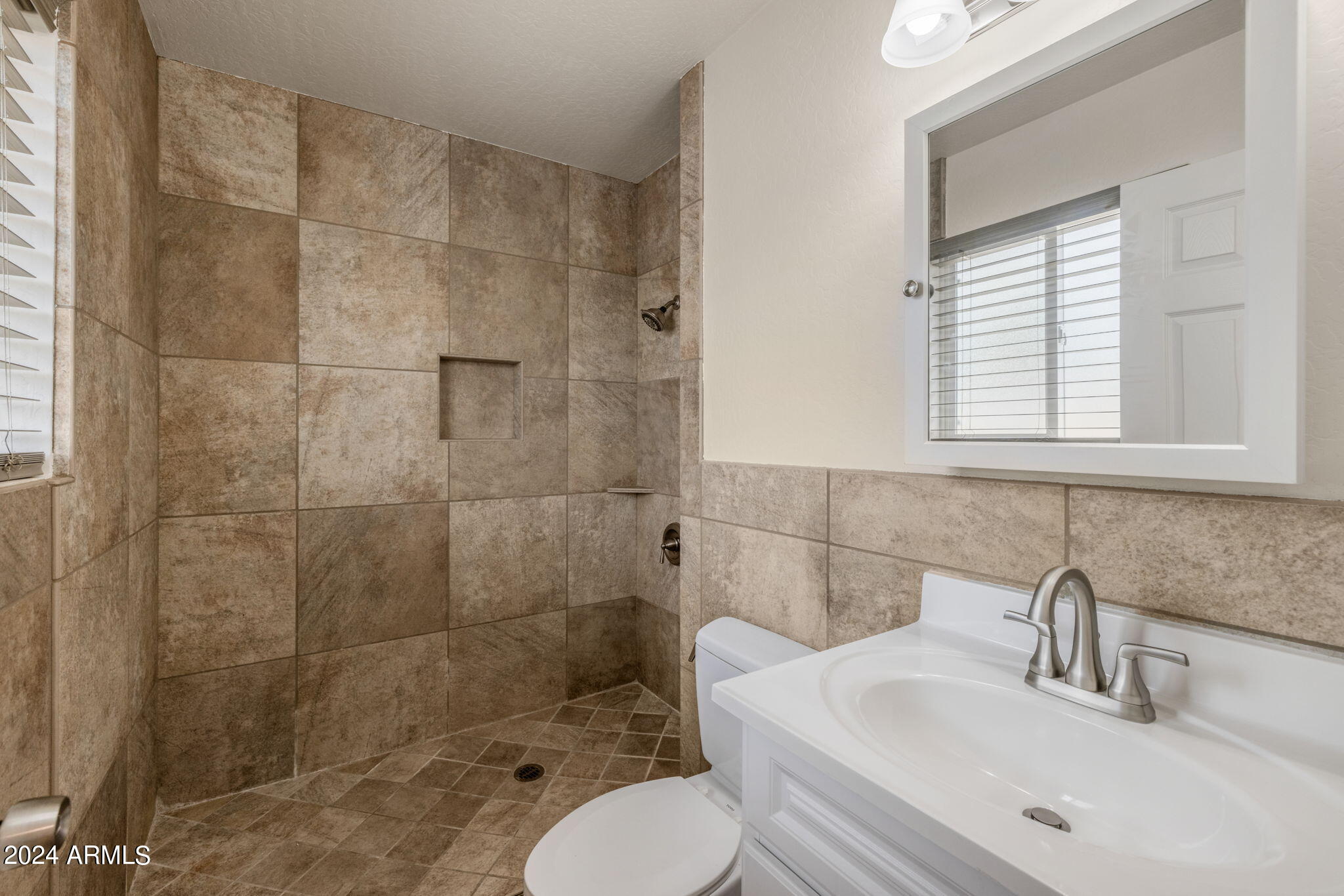 516 S DALEY --
