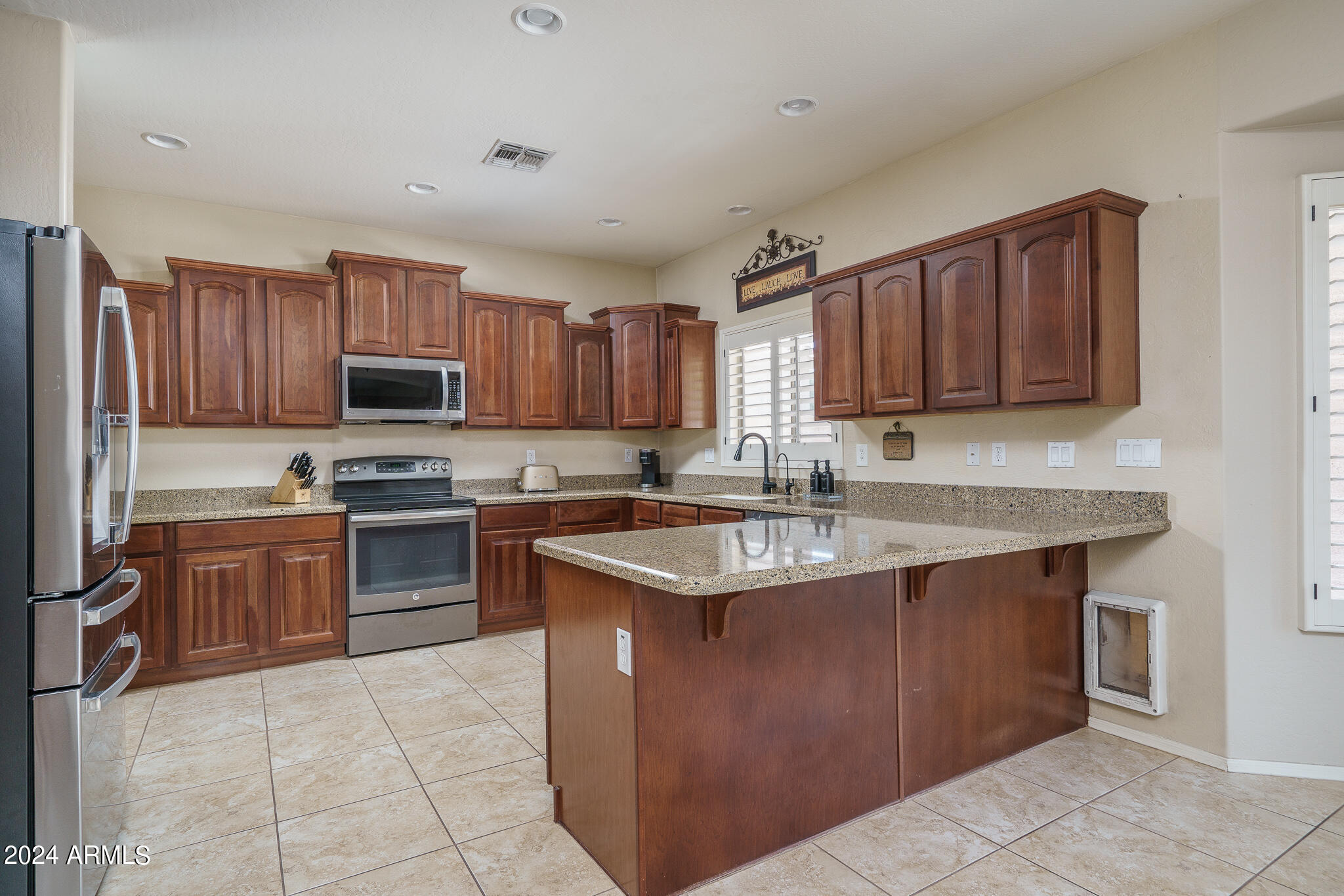 17872 W GELDING Drive