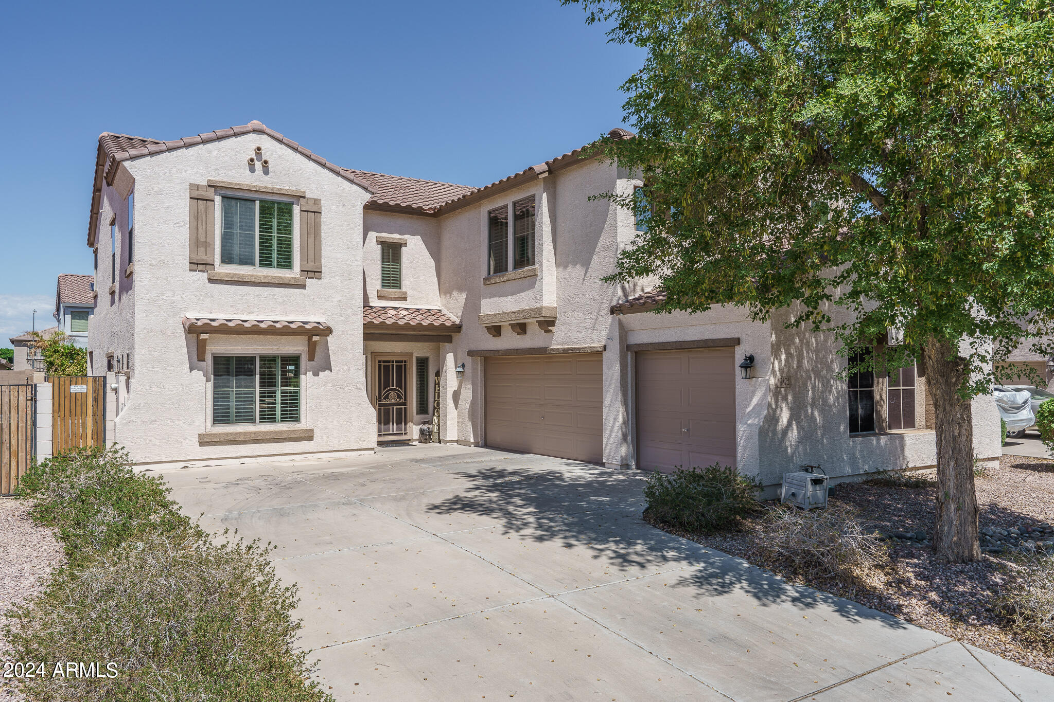 17872 W GELDING Drive