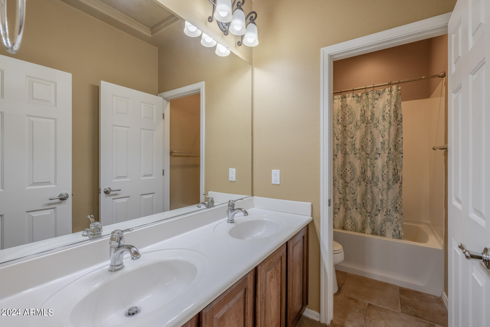 3280 N EMERALD CREEK Drive