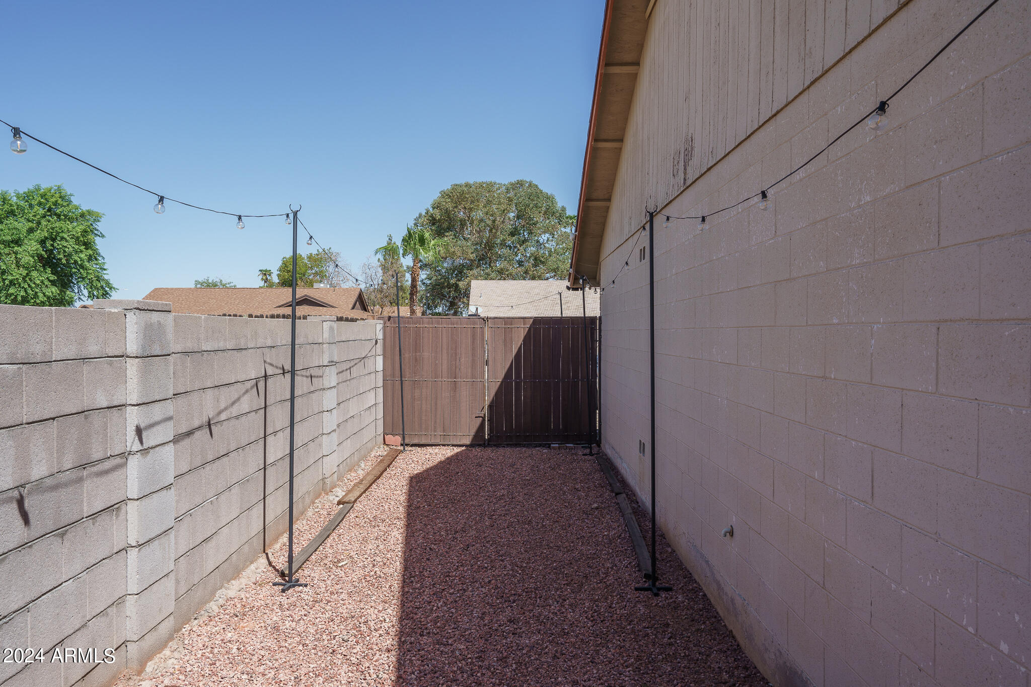 6433 W CHOLLA Street