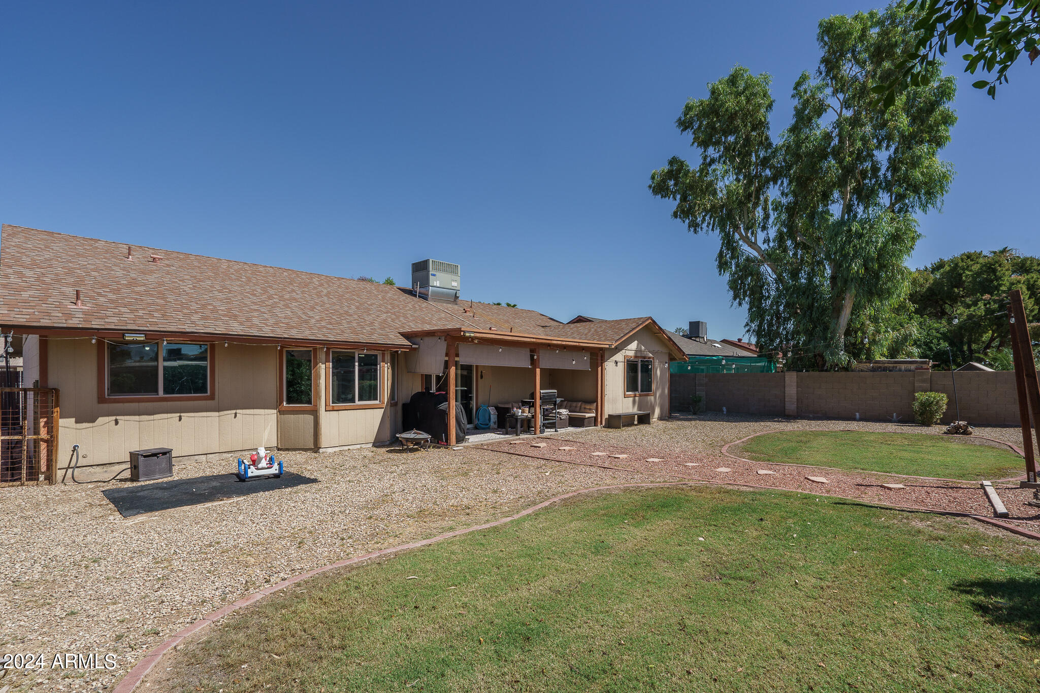 6433 W CHOLLA Street
