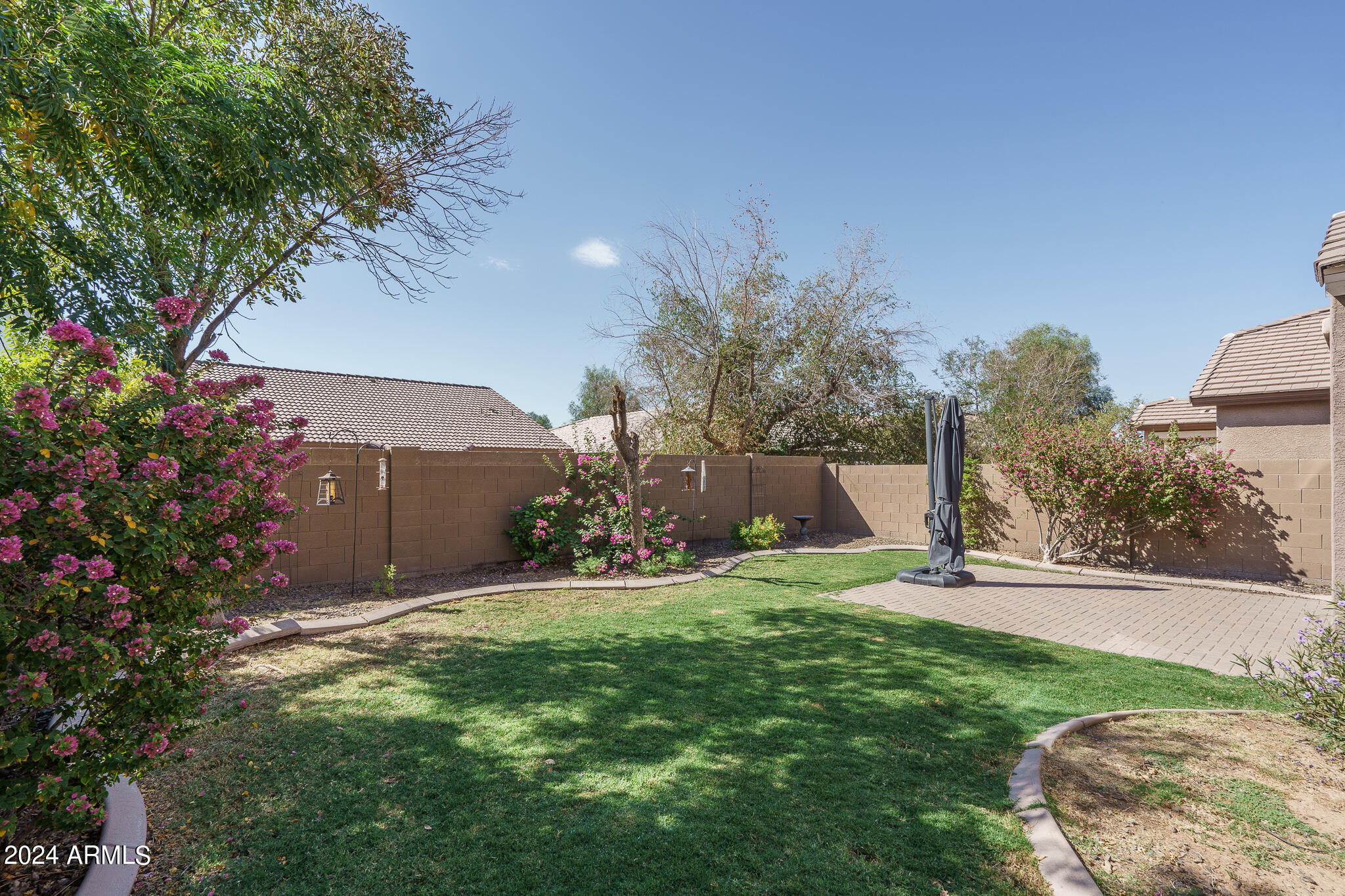 10025 W GROSS Avenue