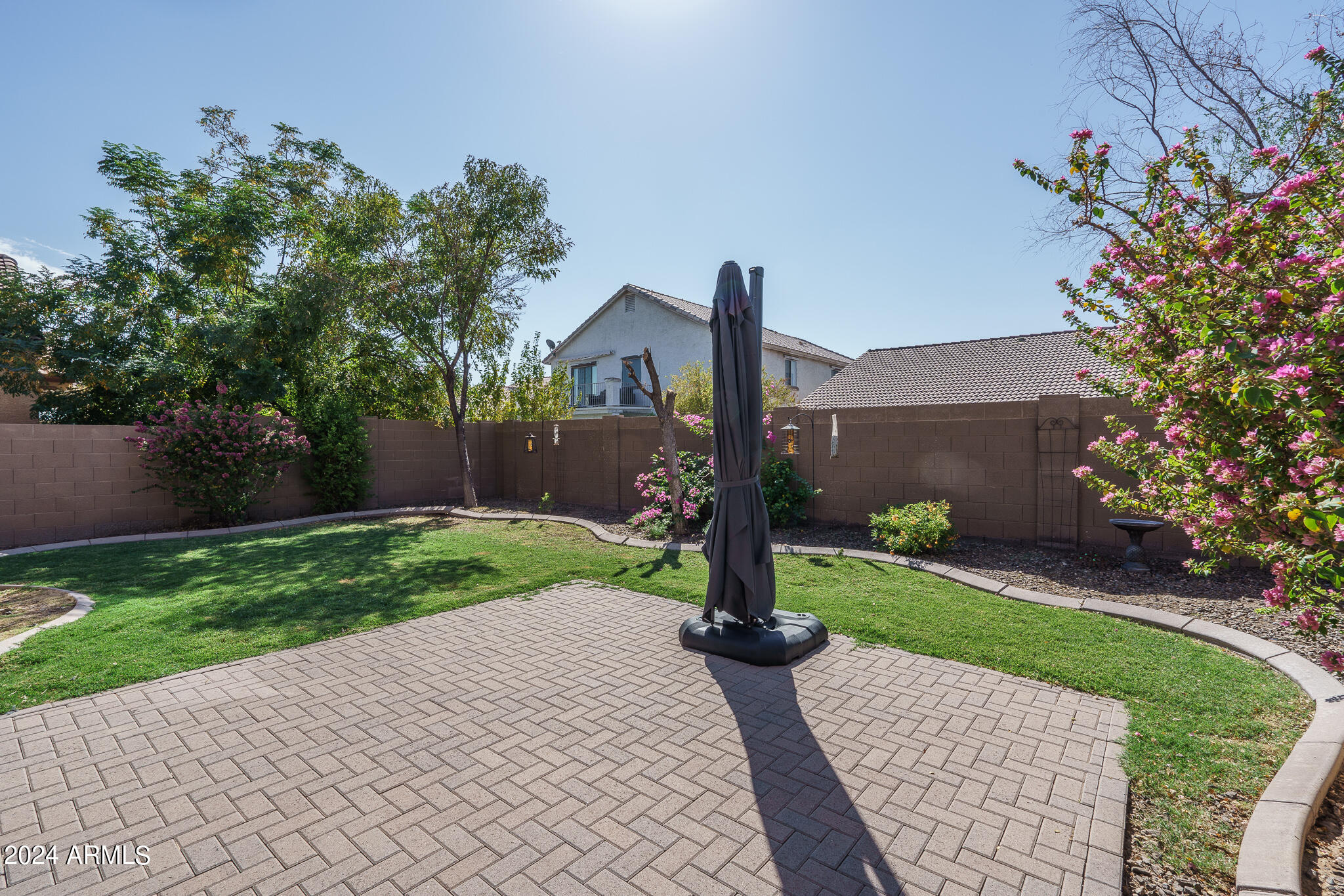 10025 W GROSS Avenue