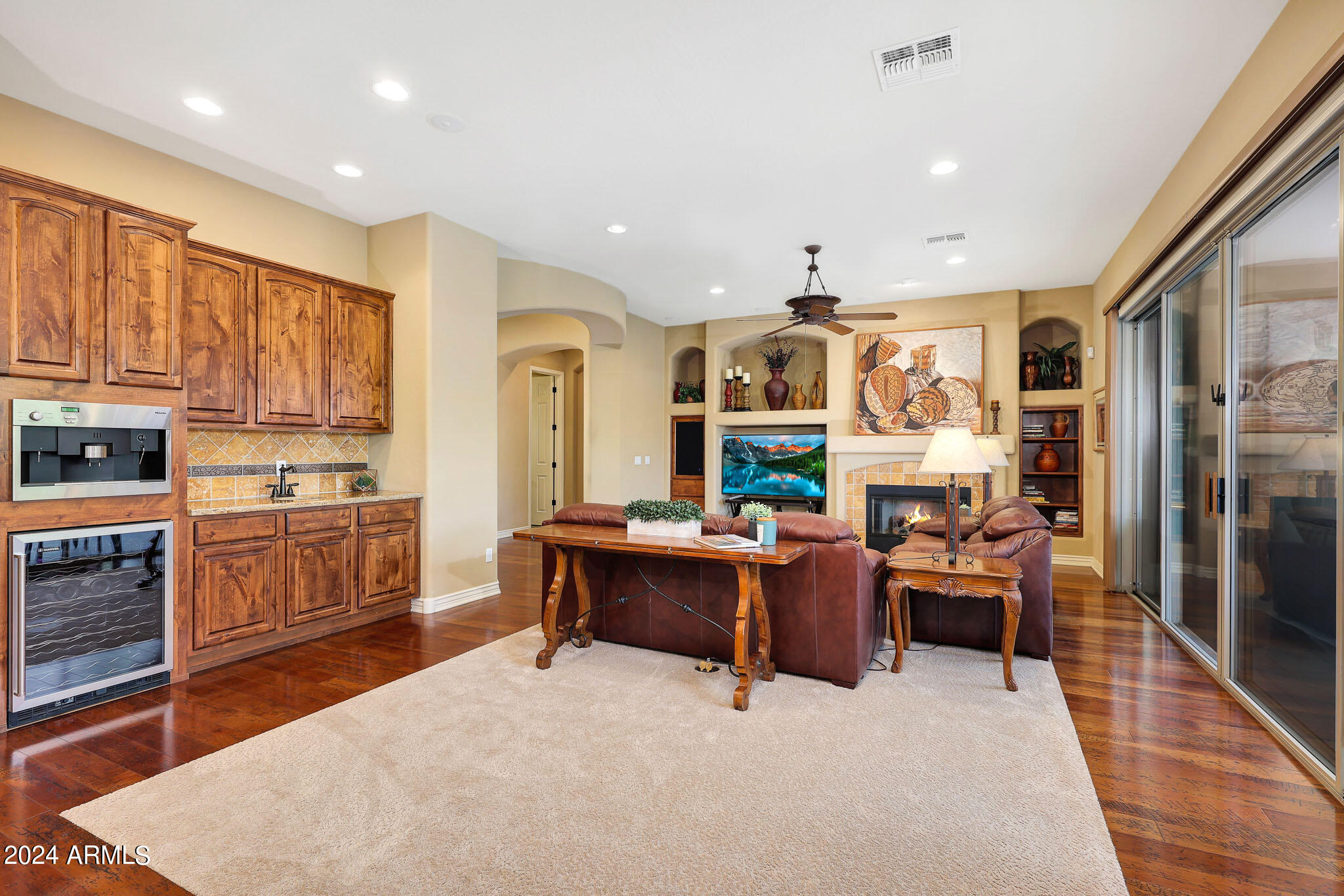 21064 W PROSPECTOR Way