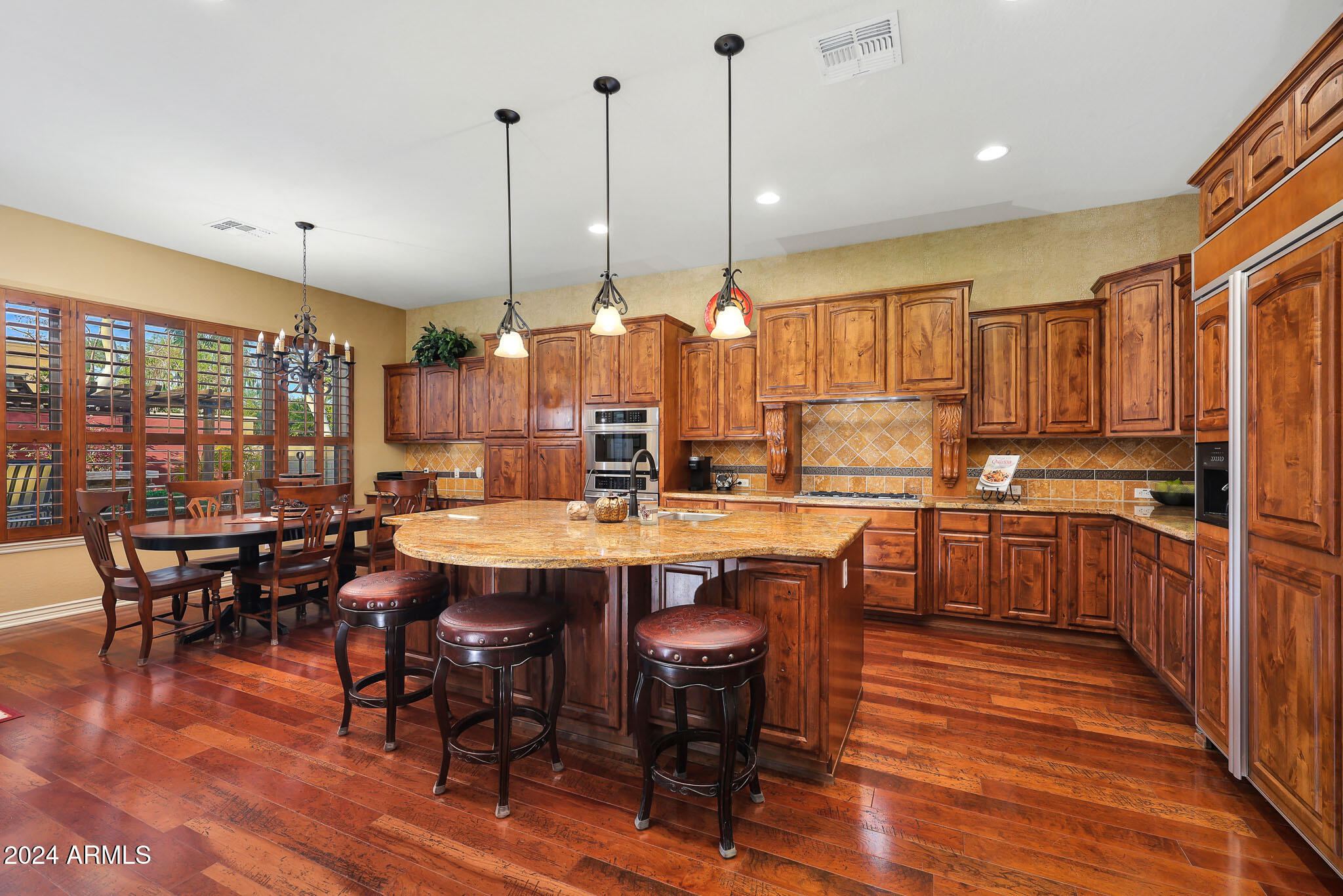 21064 W PROSPECTOR Way