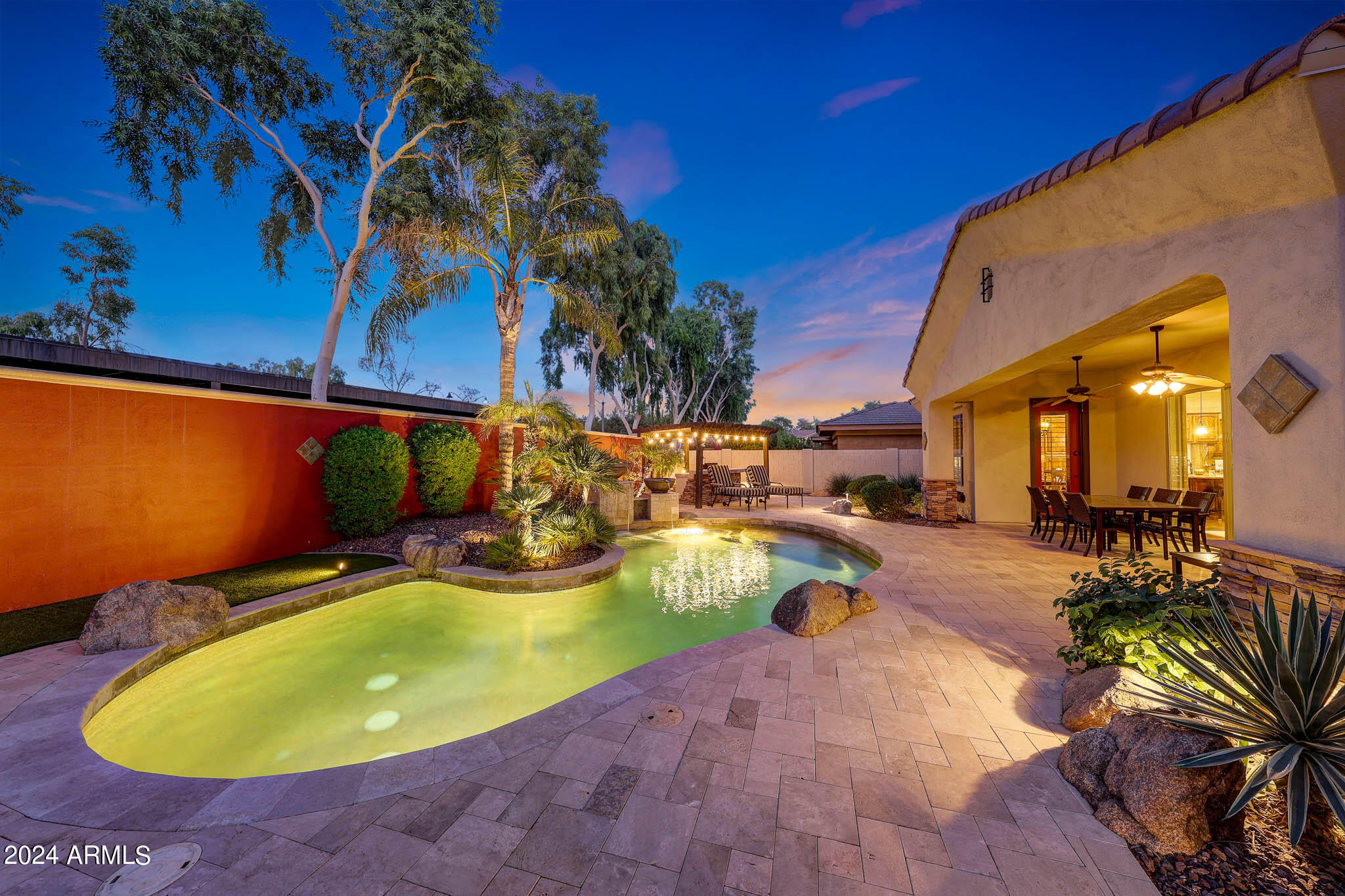 21064 W PROSPECTOR Way
