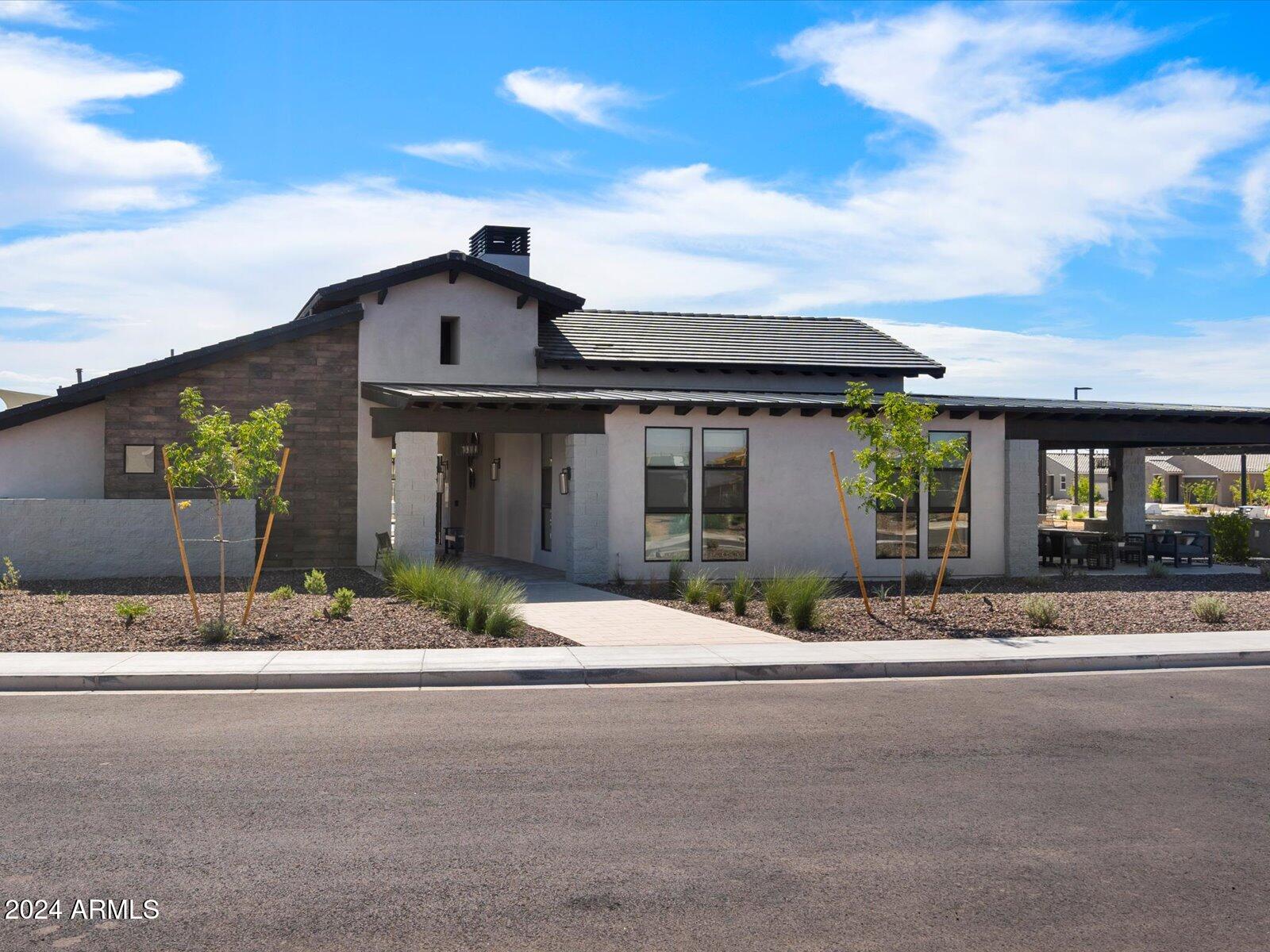 3616 E ALEXANDER Drive