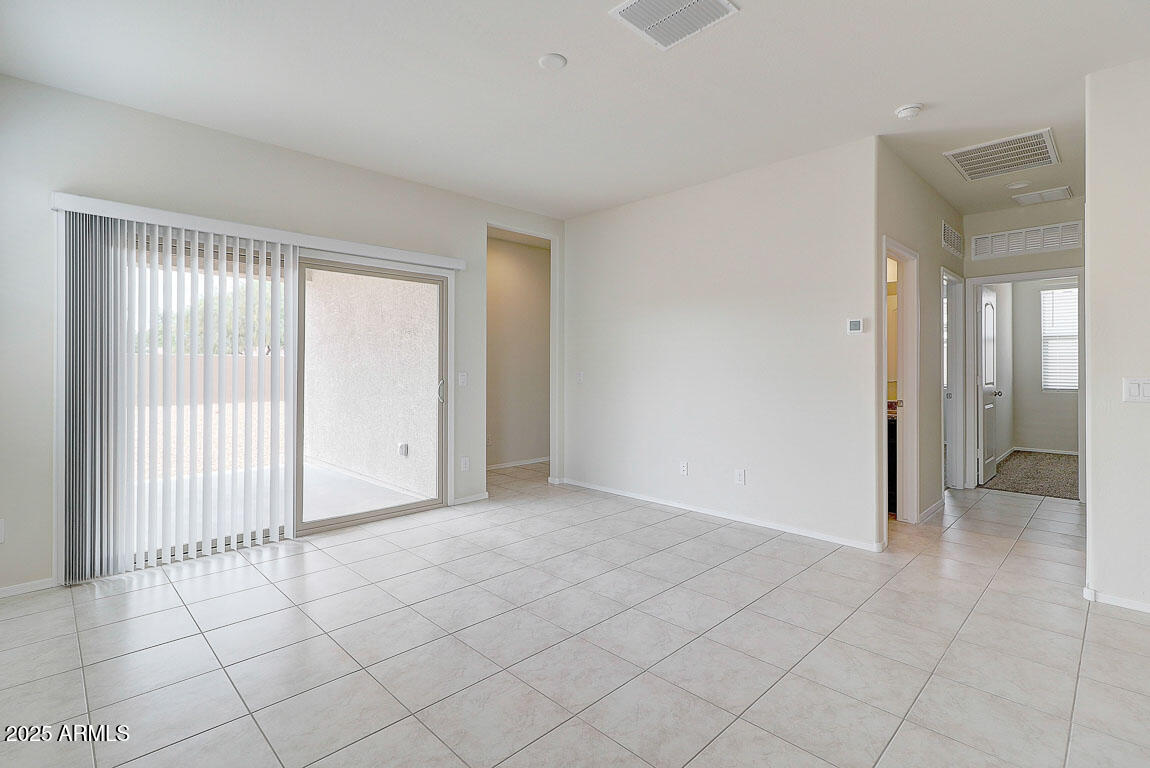 38125 W EXCUSSARE Way